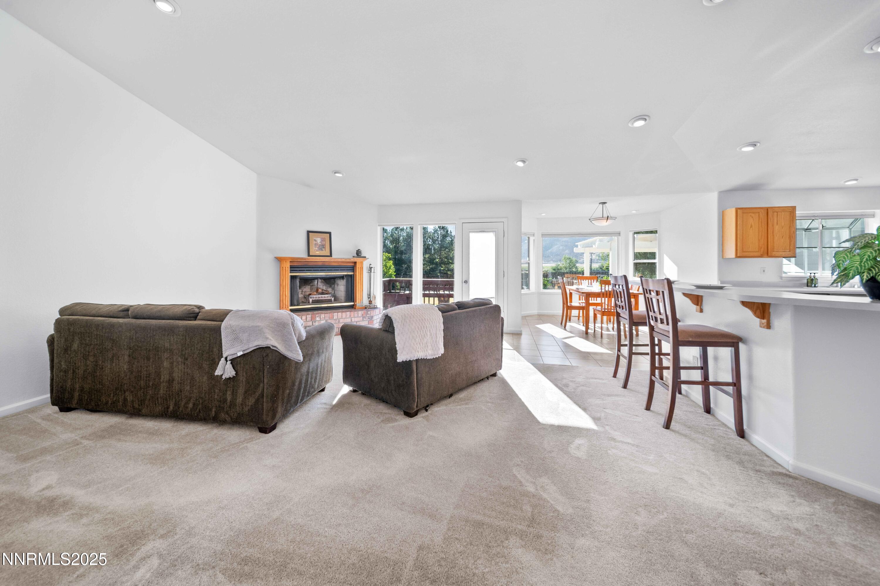 1905 Lakeshore Drive