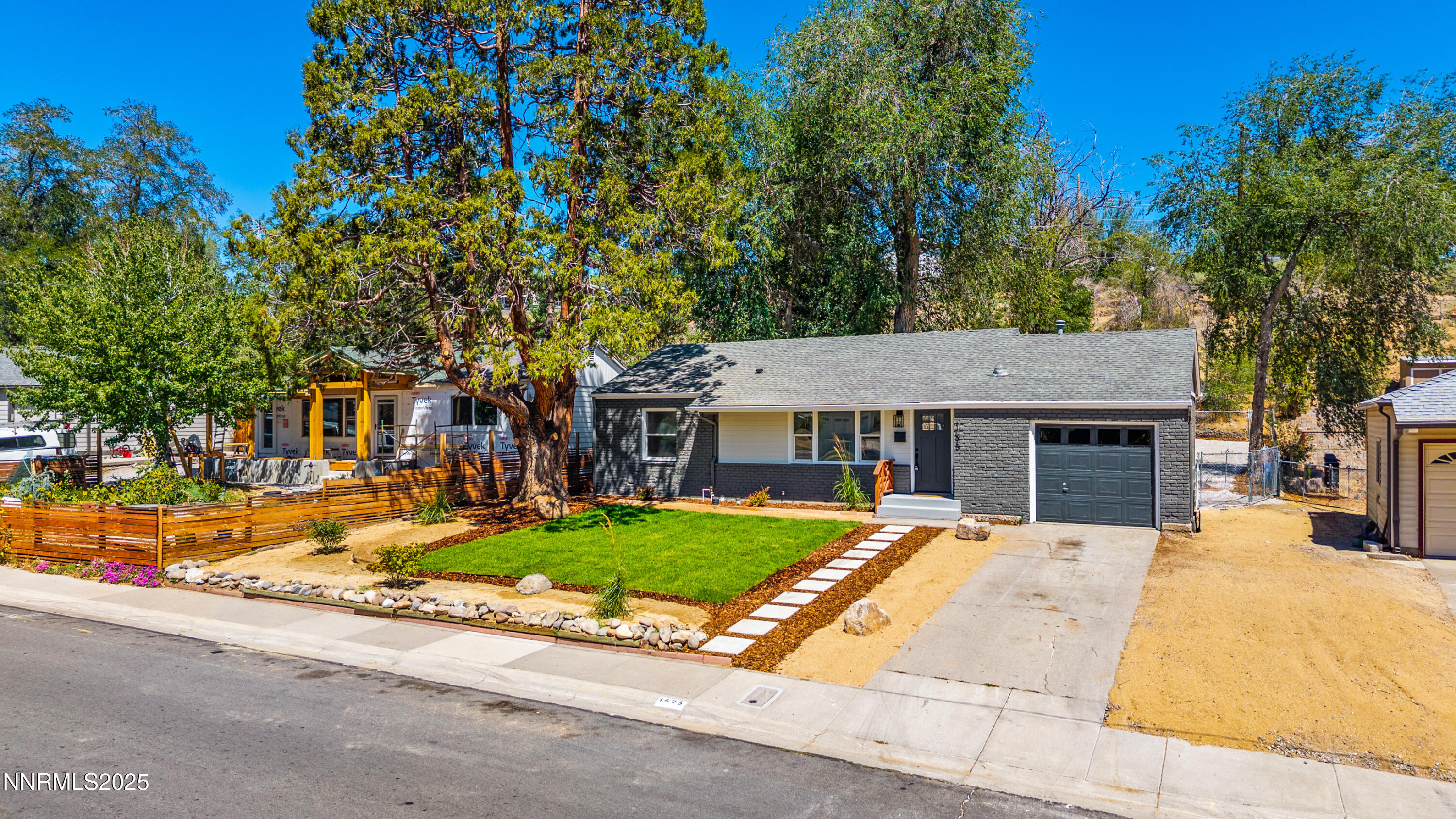 1695 Elmcrest Drive