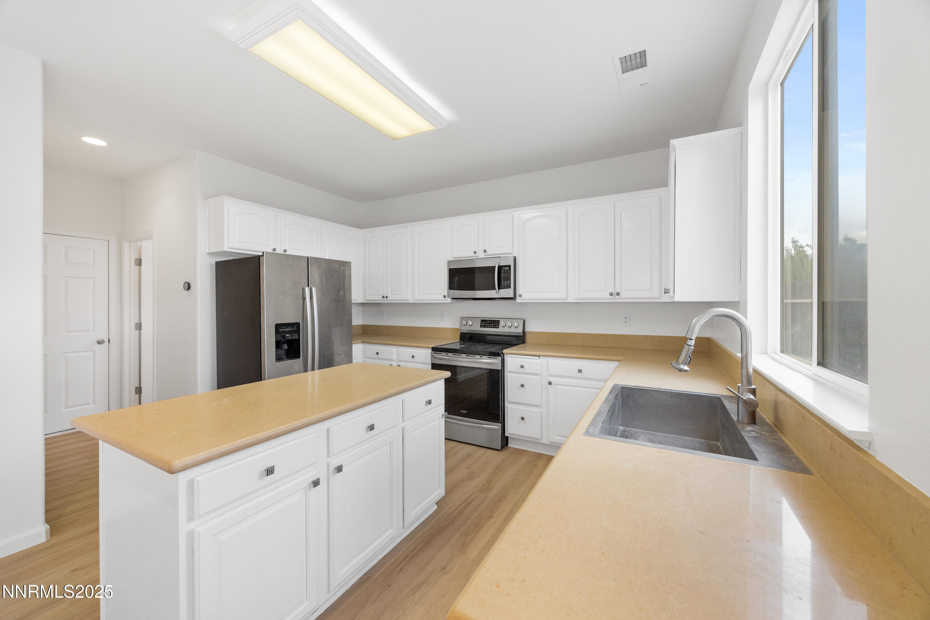 1255 Silver Crest Circle