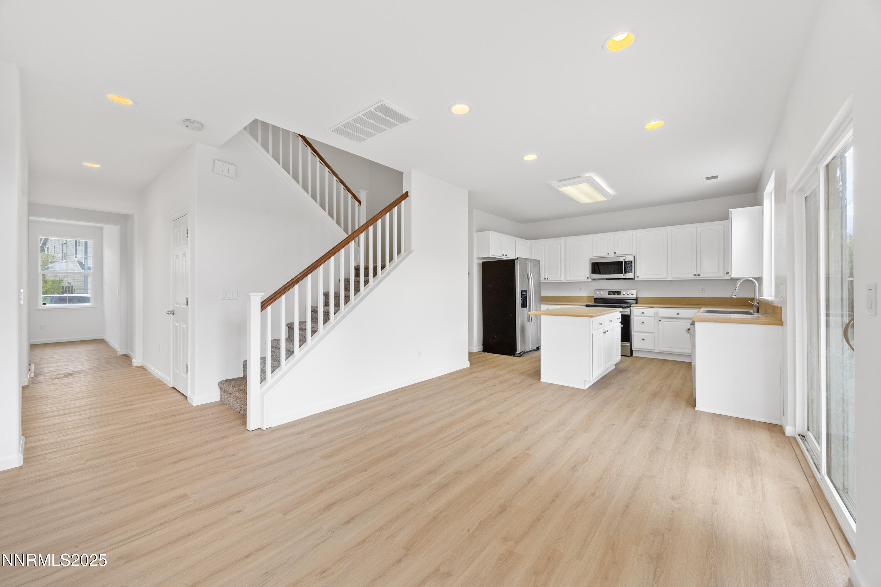 1255 Silver Crest Circle