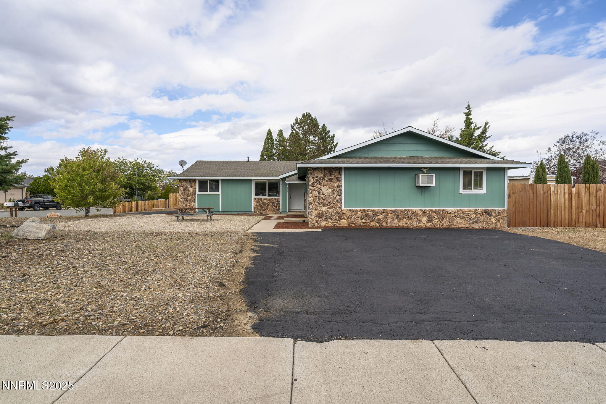 10005 Sagewood Drive