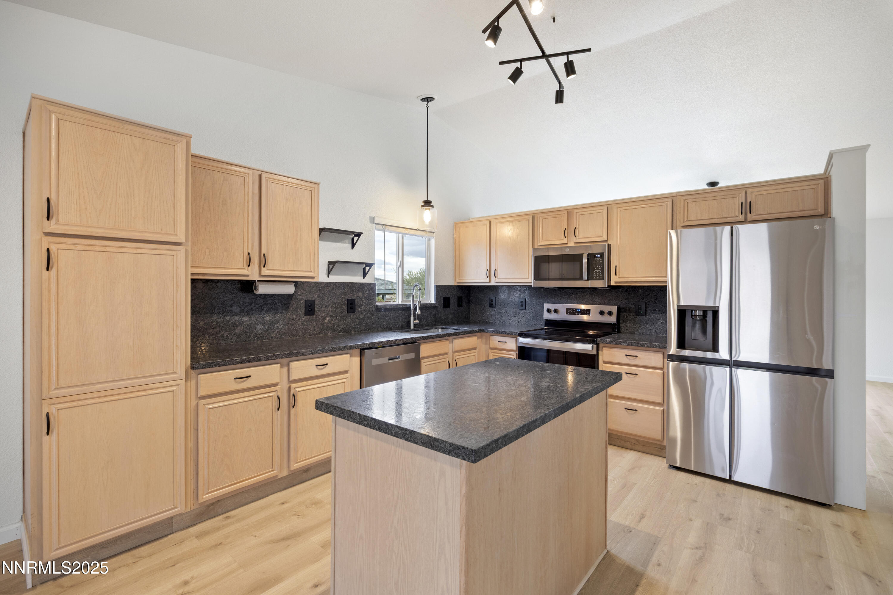 7105 Fantasia Court