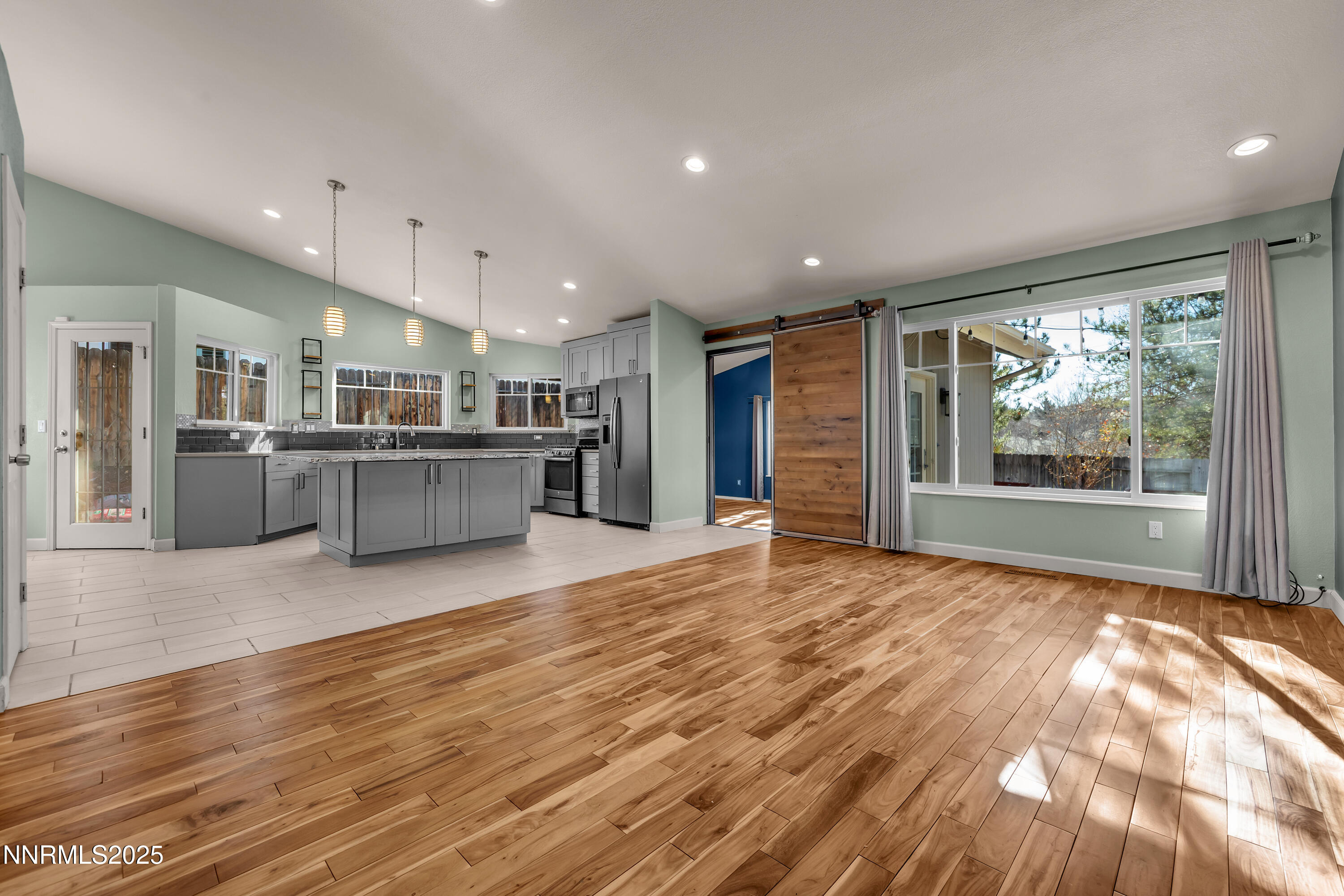 1901 Canyon Ridge Drive