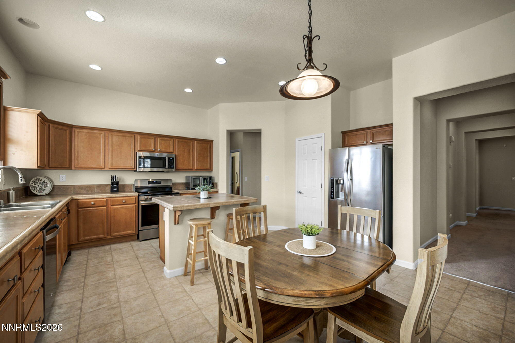7354 Phoenix Drive
