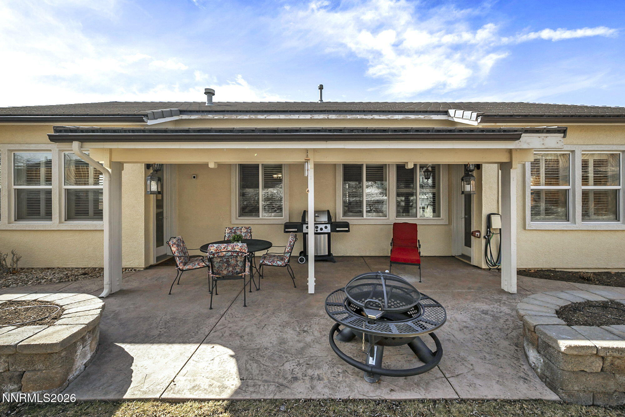 7354 Phoenix Drive