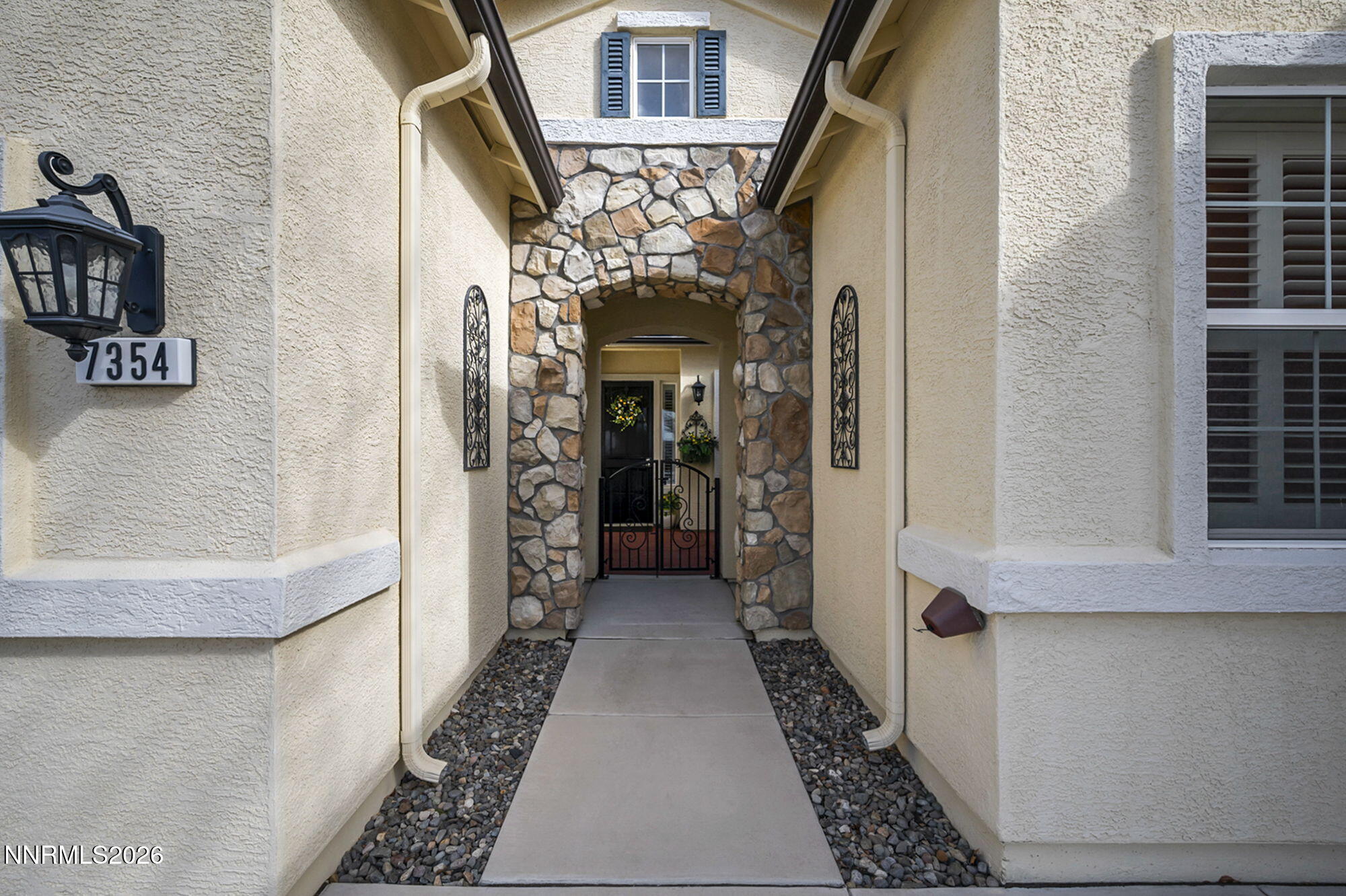 7354 Phoenix Drive