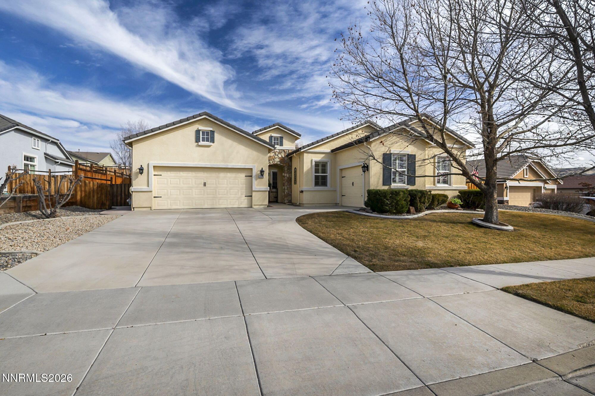 7354 Phoenix Drive