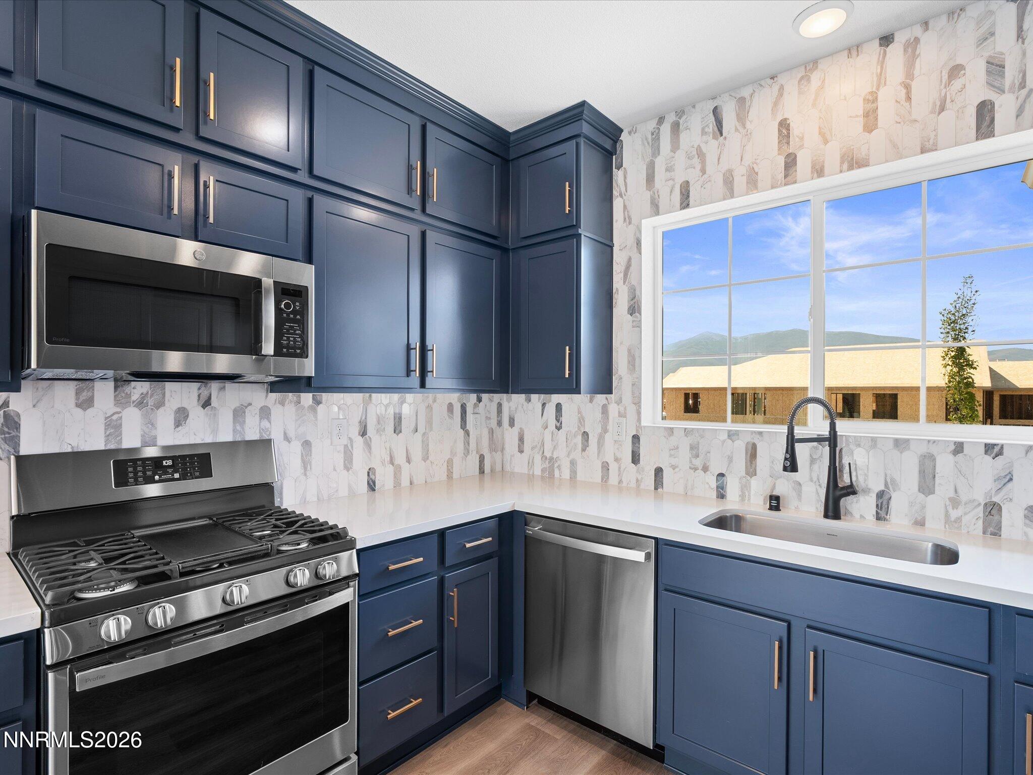 14460 Fredonia Drive