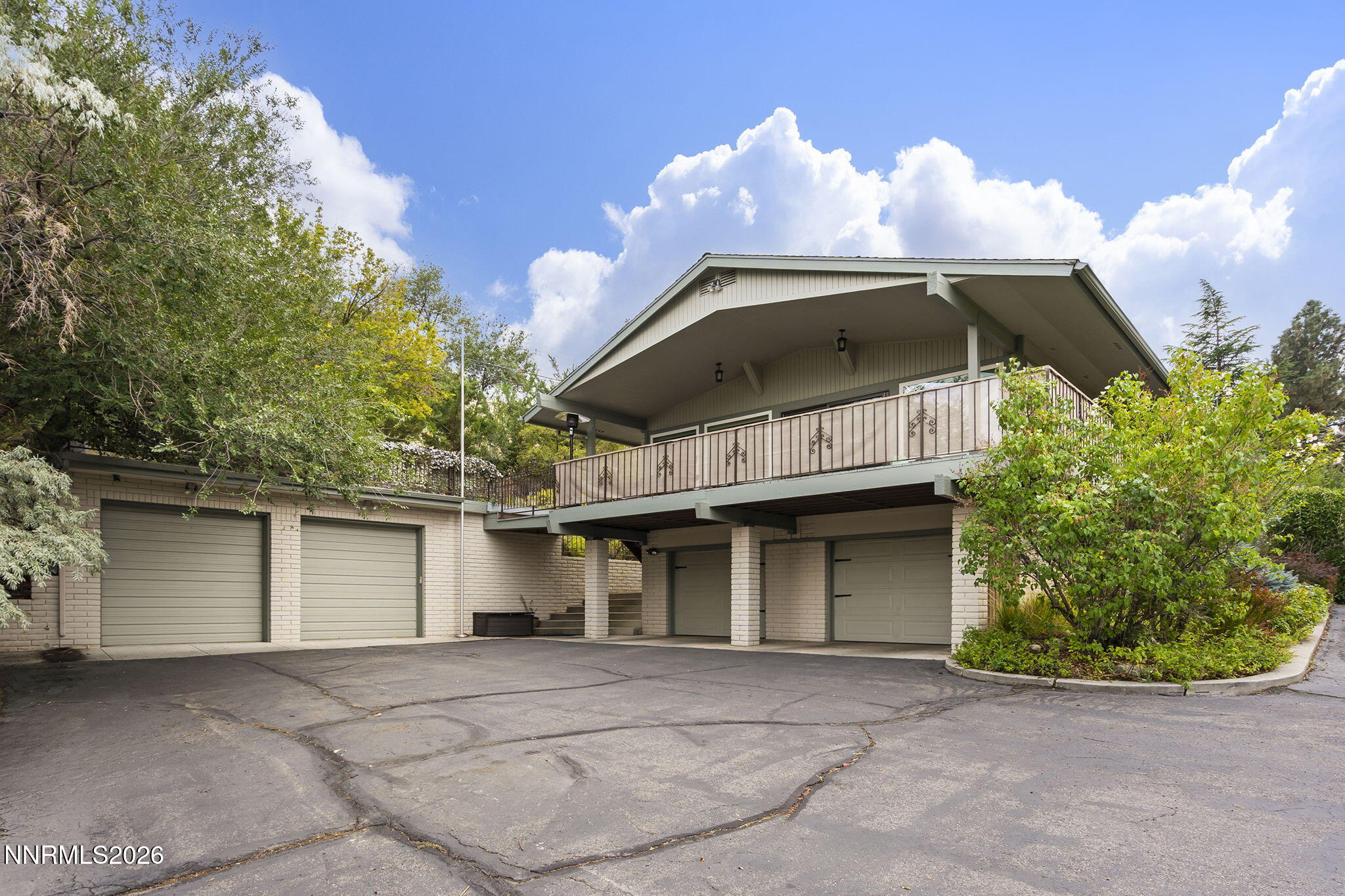 2070 Driscoll Drive