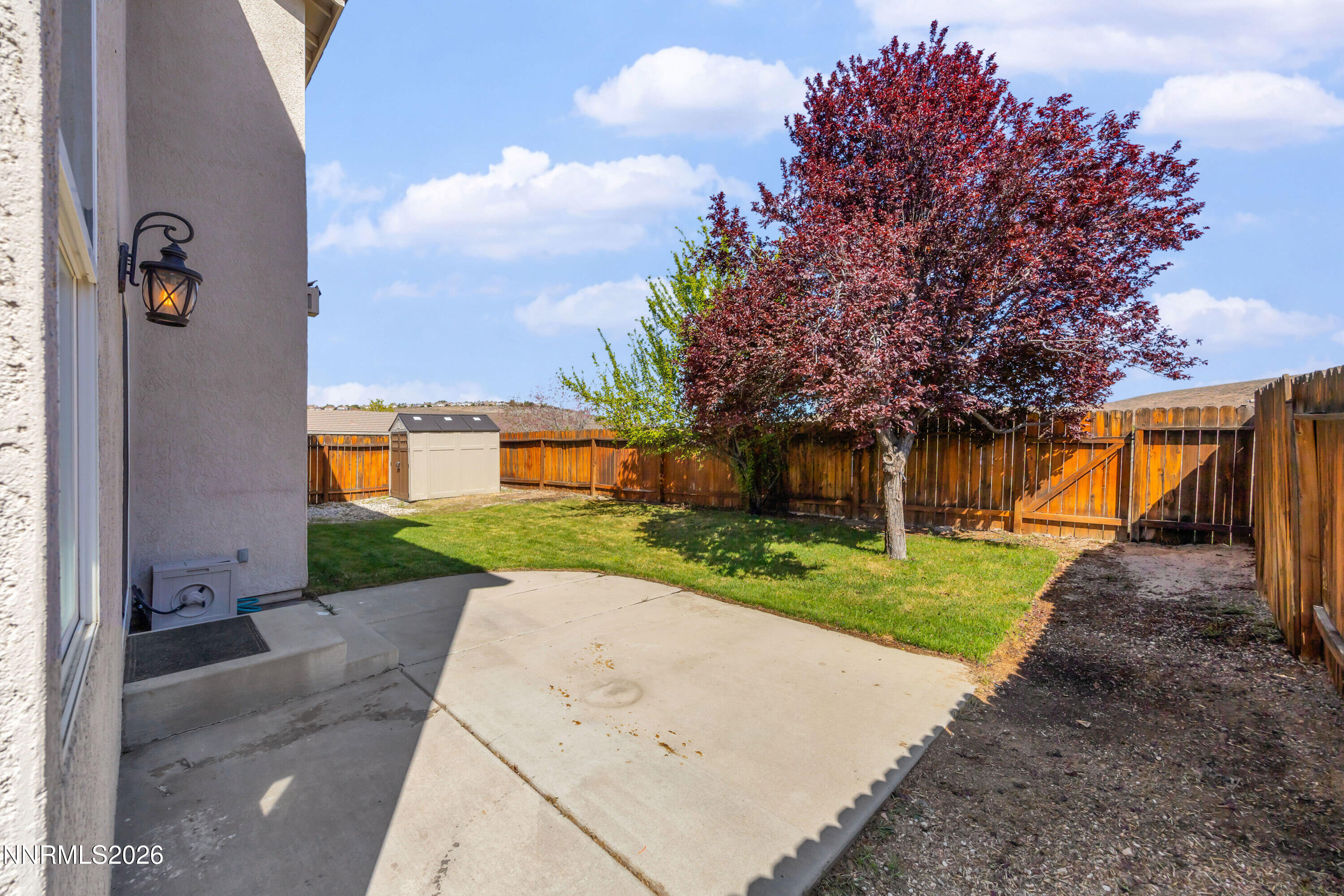 2926 E Nashua Place