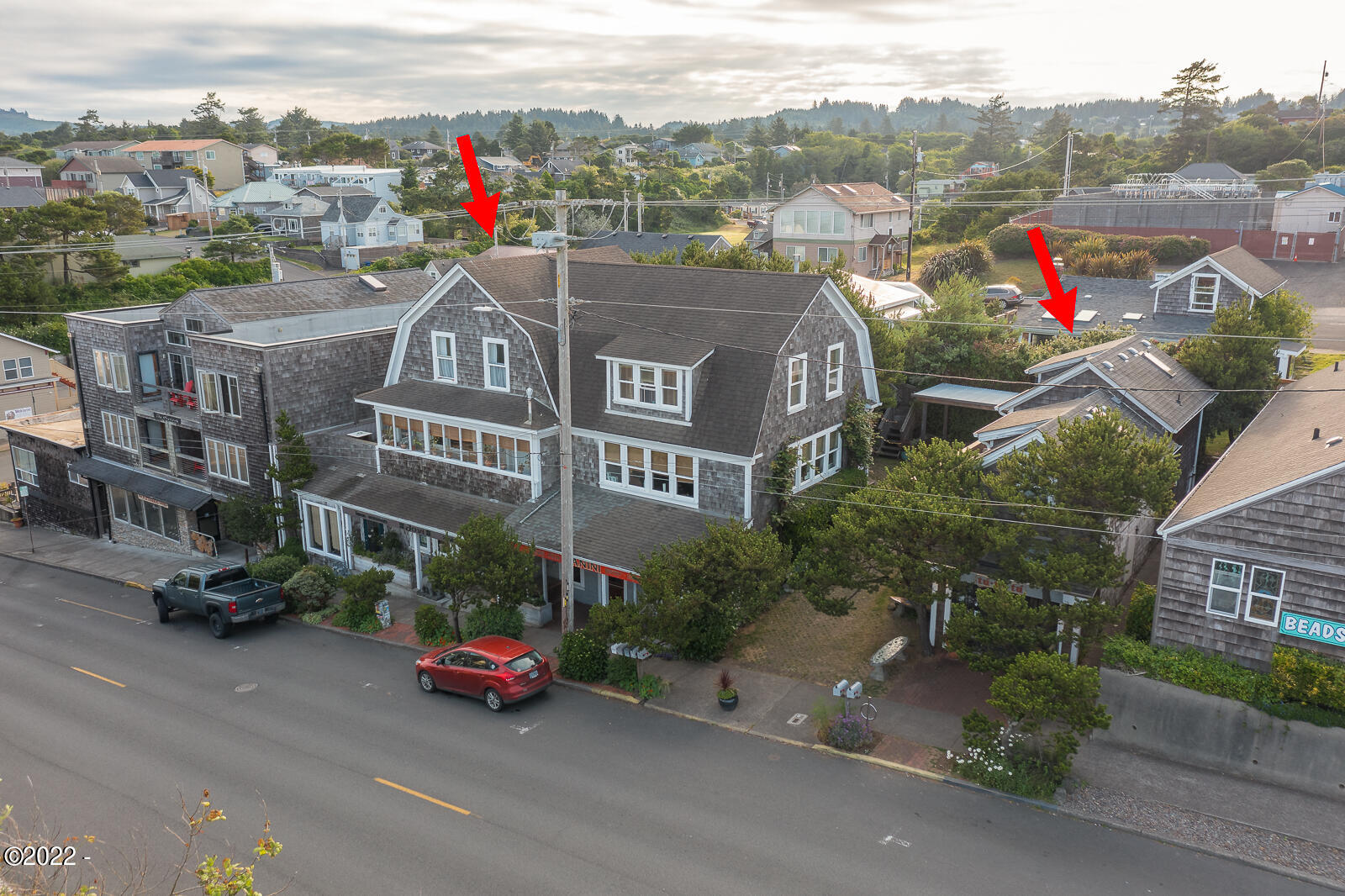 232 NW Coast Street