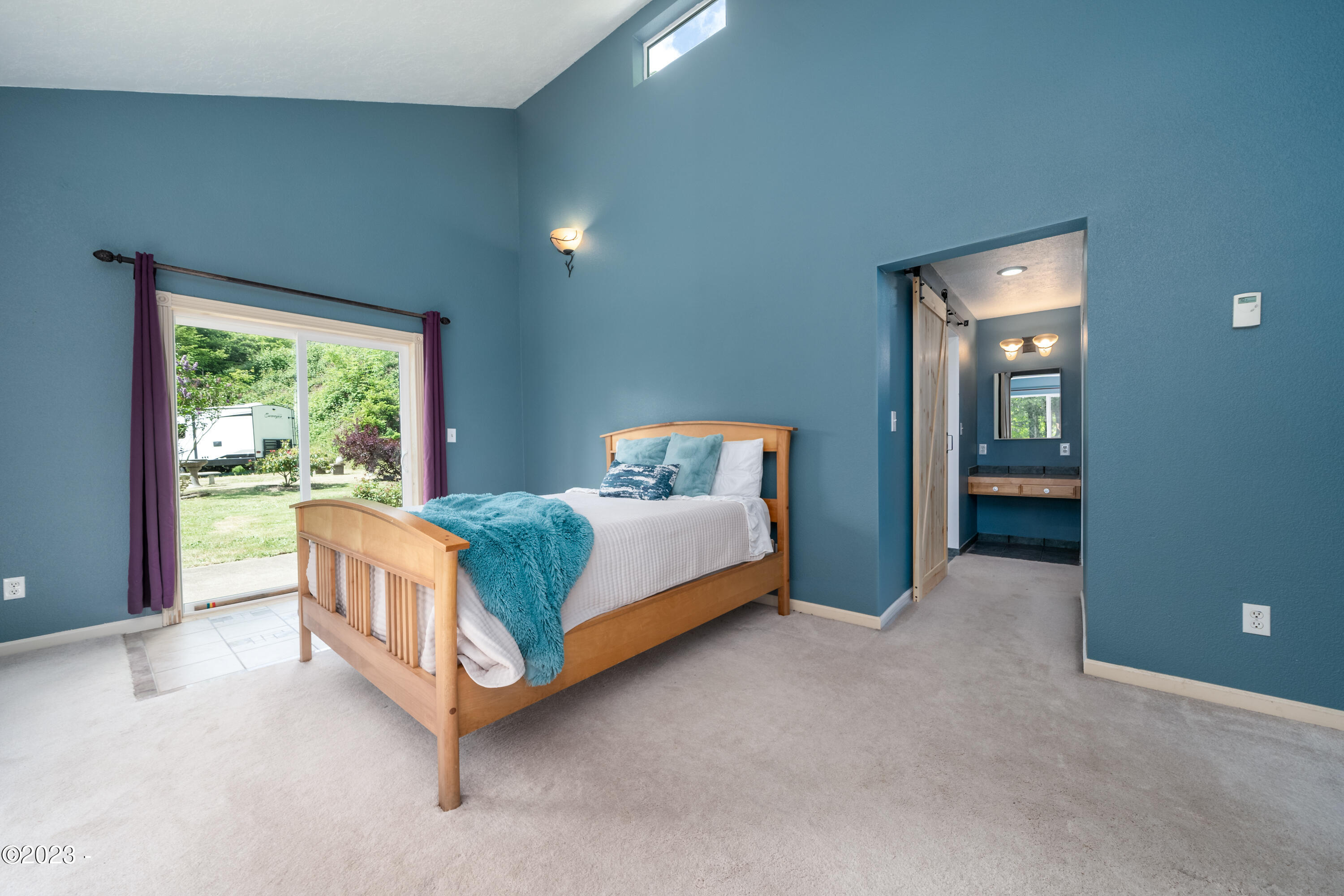 1920 NW Sunset Drive