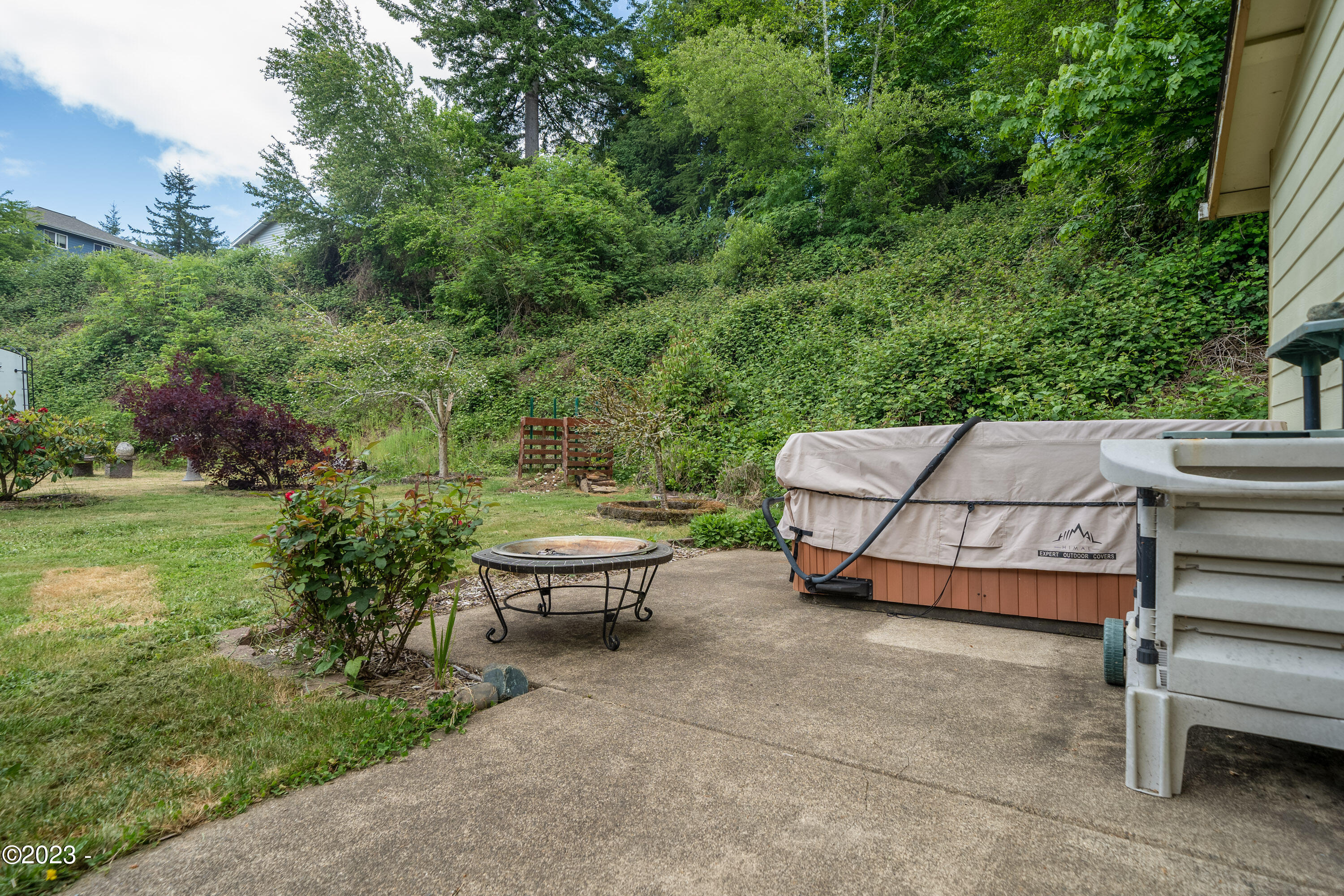 1920 NW Sunset Drive