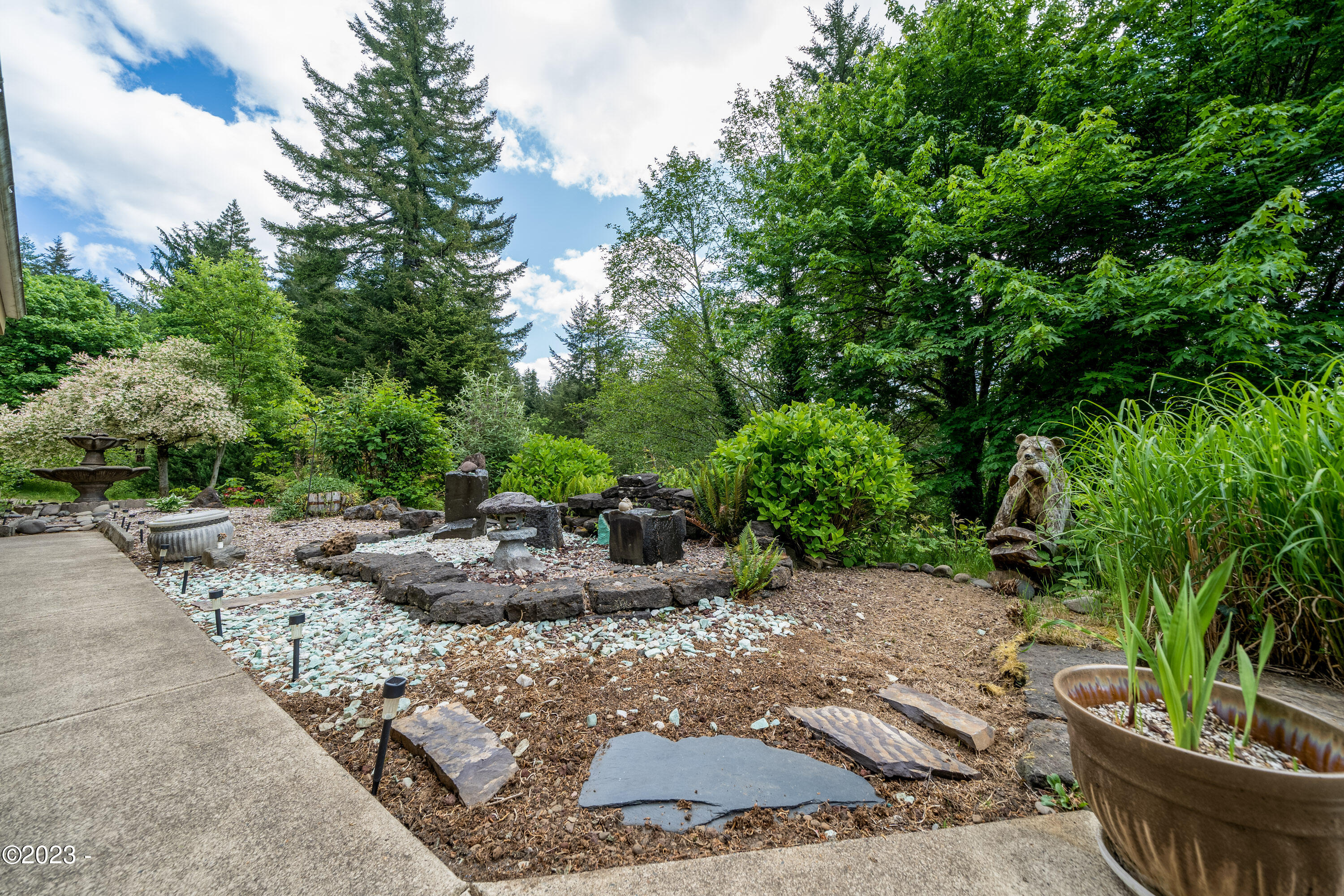 1920 NW Sunset Drive