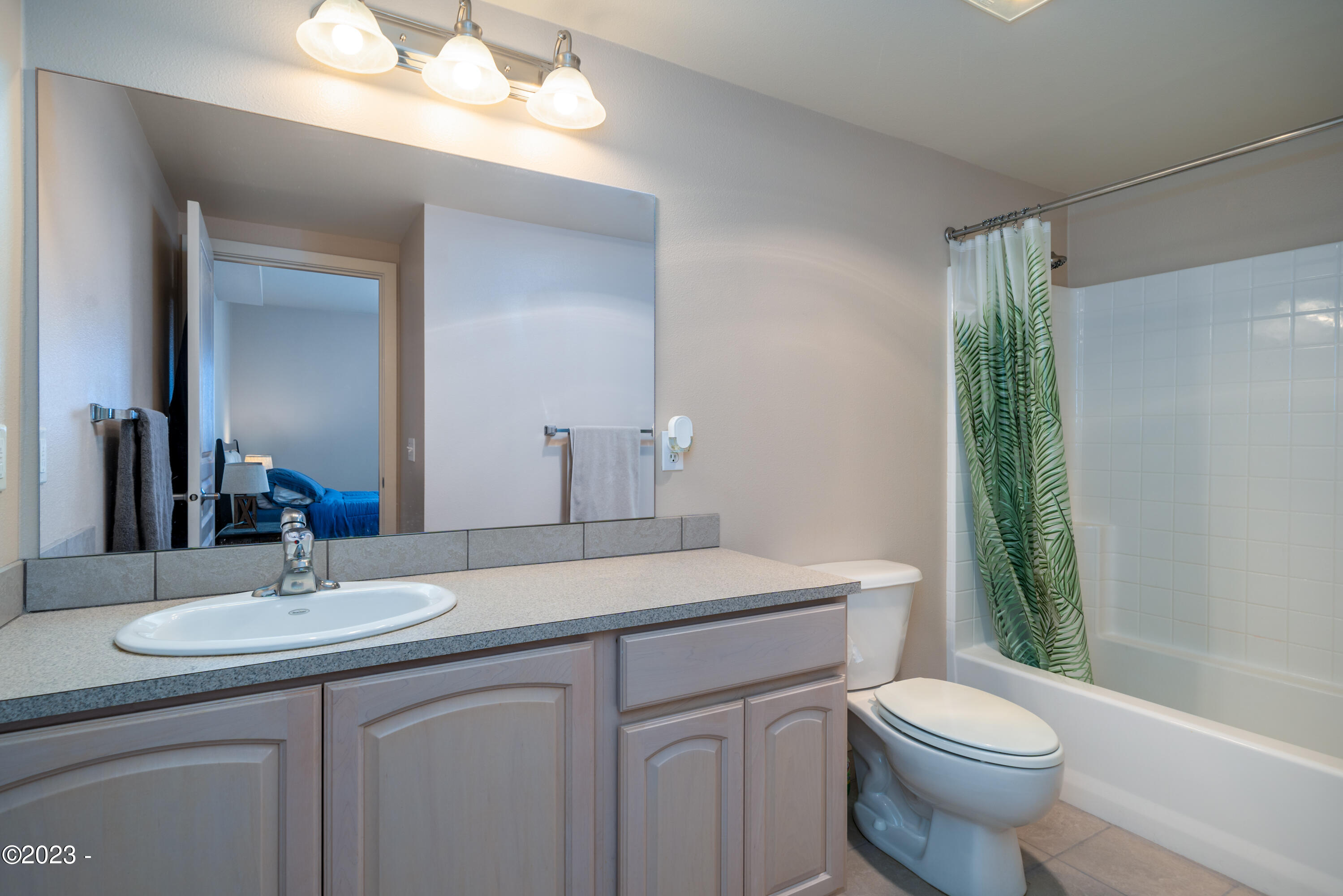 720 SW 6th Street, 201 P