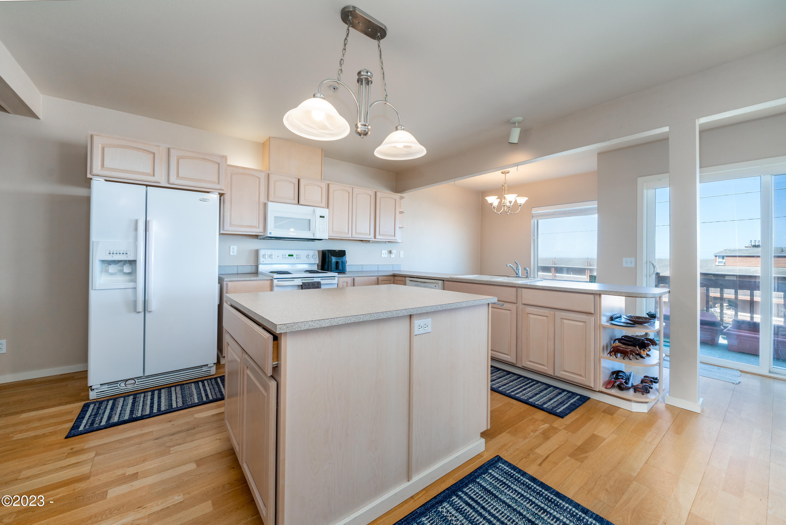 720 SW 6th Street, 201 P