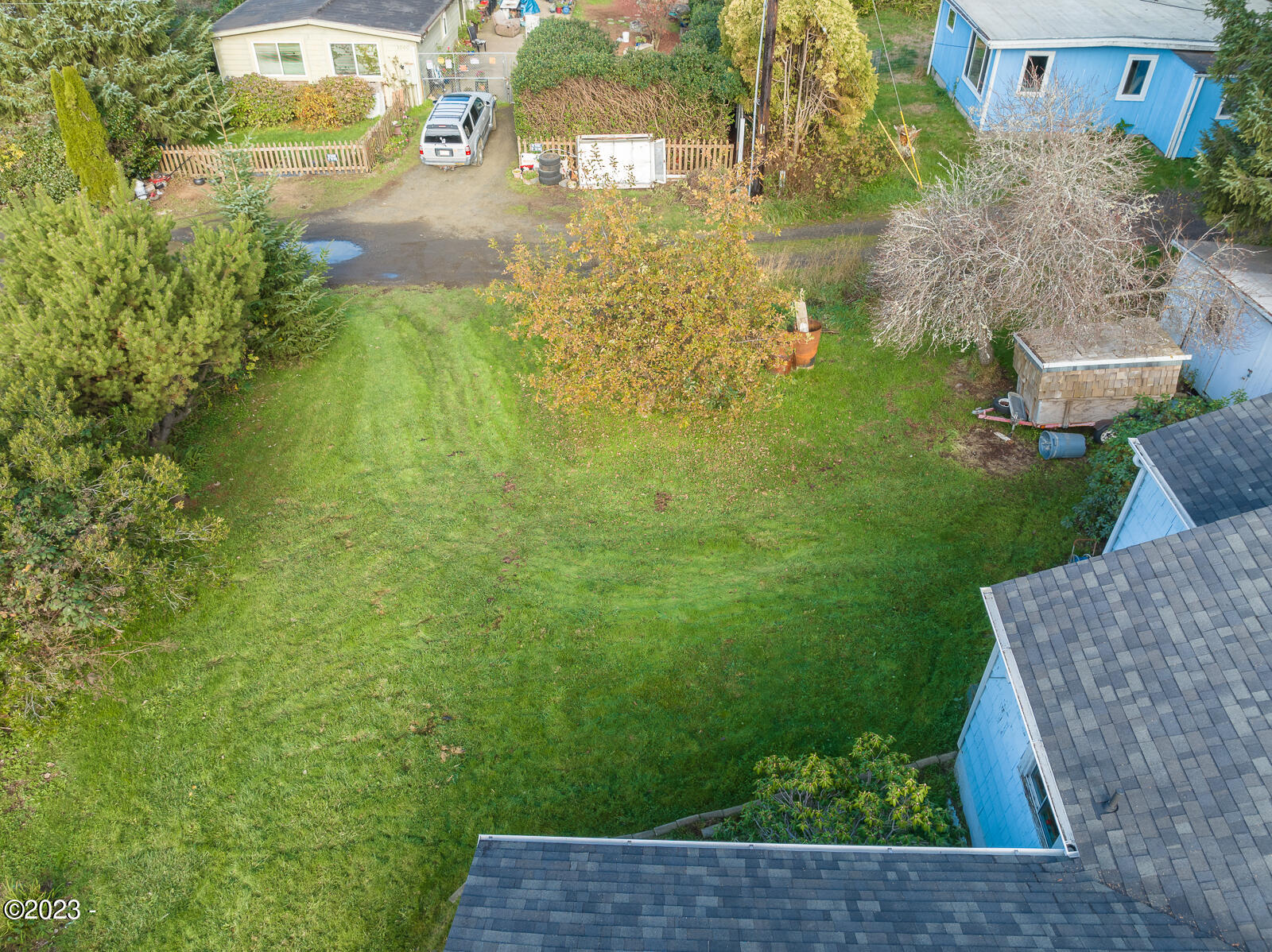 1040 SW Seabrook Lane