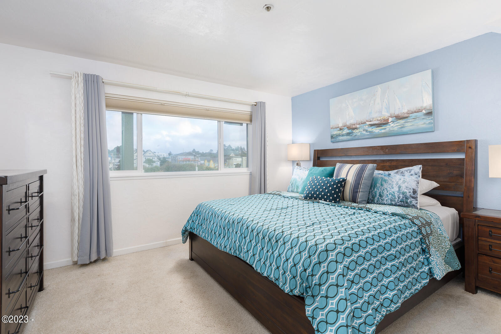 507 NW Alpine Street, 303