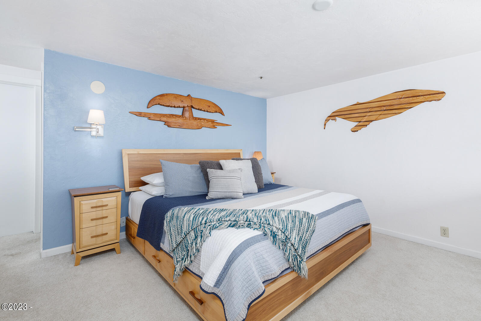 507 NW Alpine Street, 303