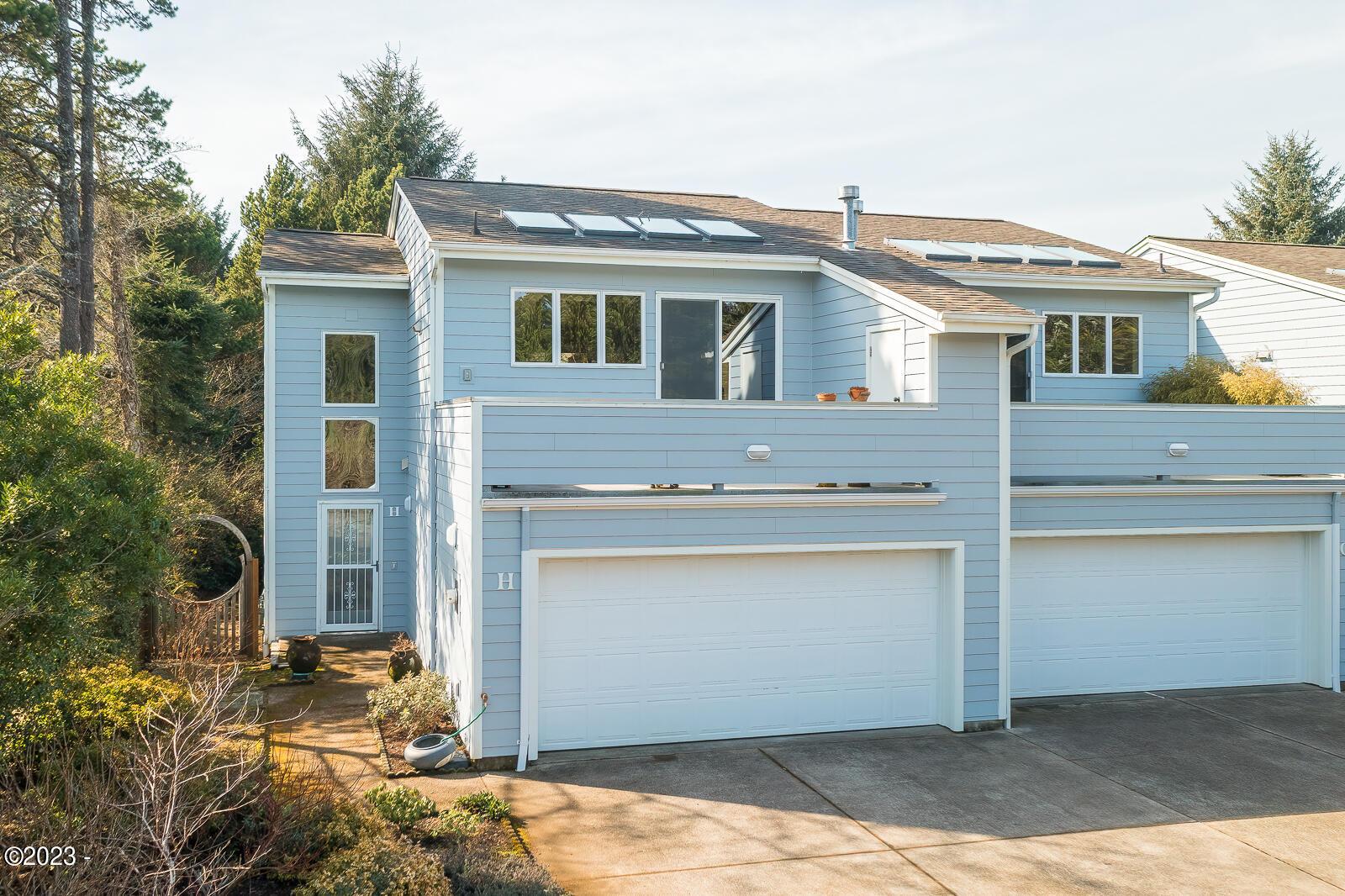 3910 NE Megginson Street, H