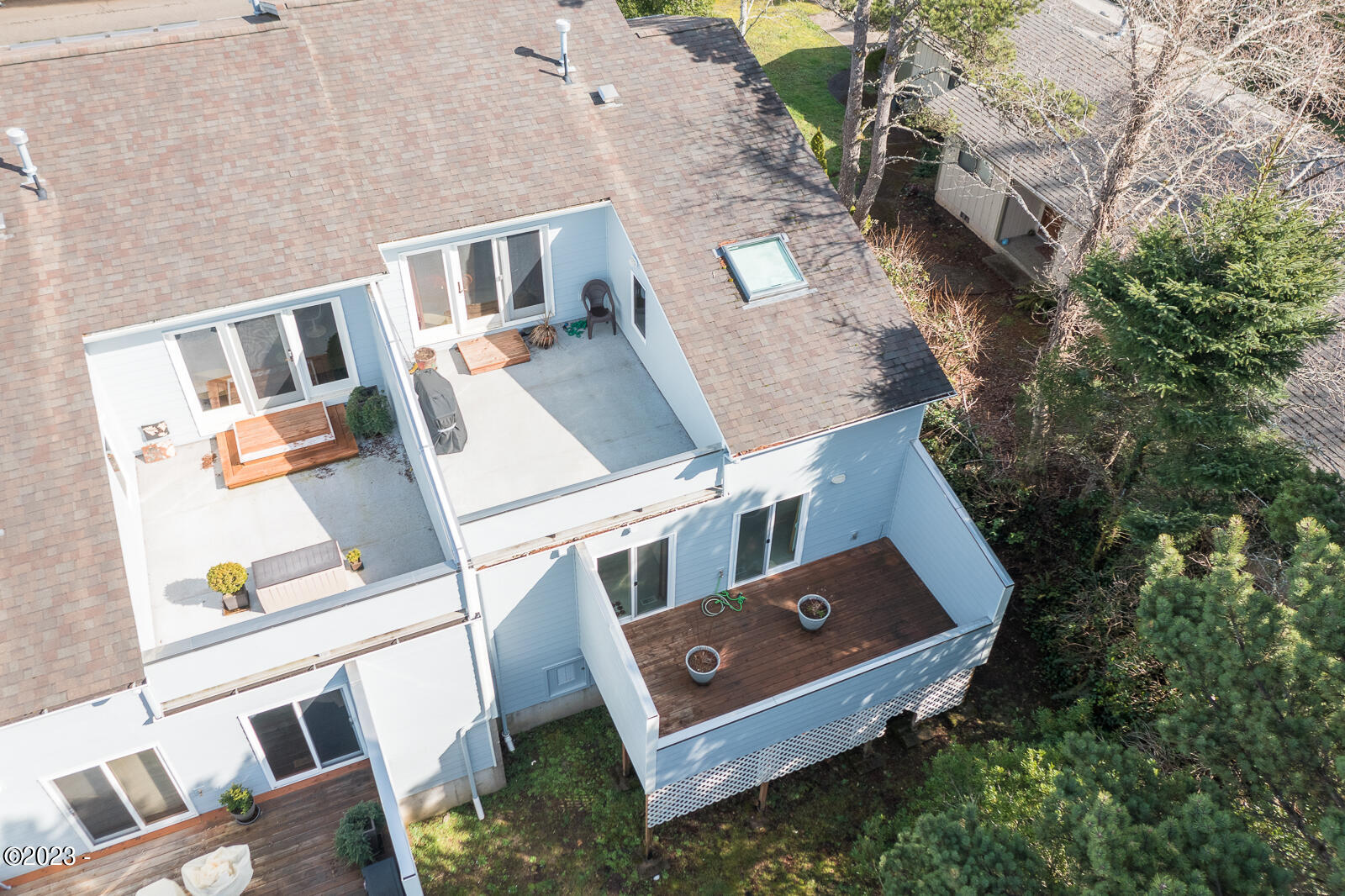 3910 NE Megginson Street, H