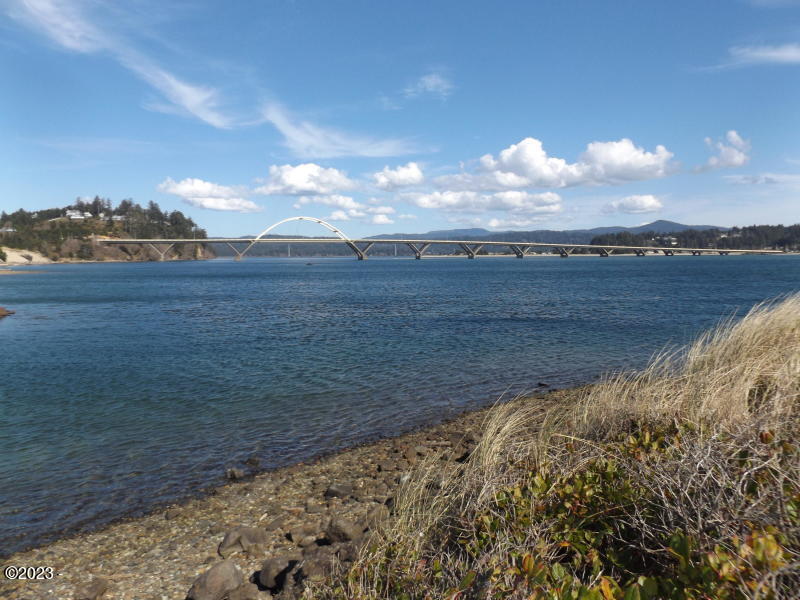 2613 NW Parker Avenue