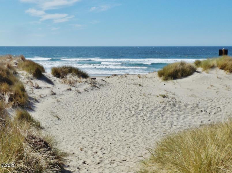 2613 NW Parker Avenue