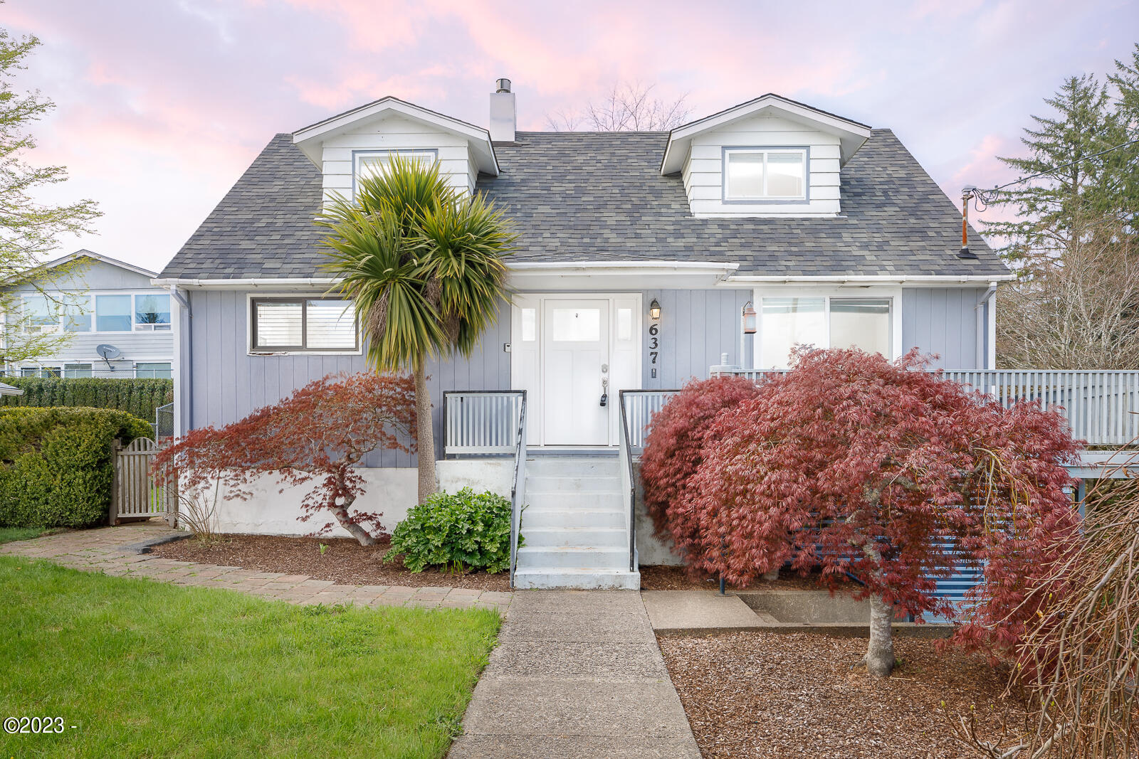 637 SE 2nd Street