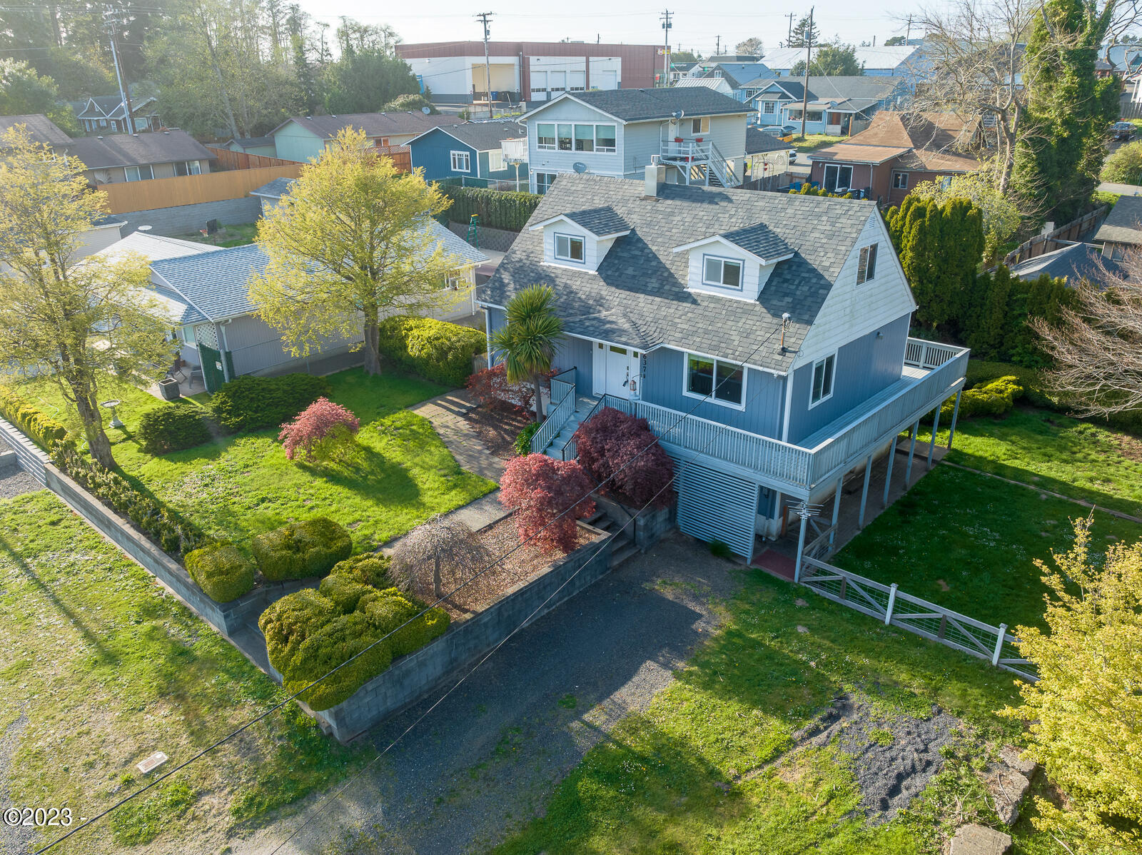 637 SE 2nd Street