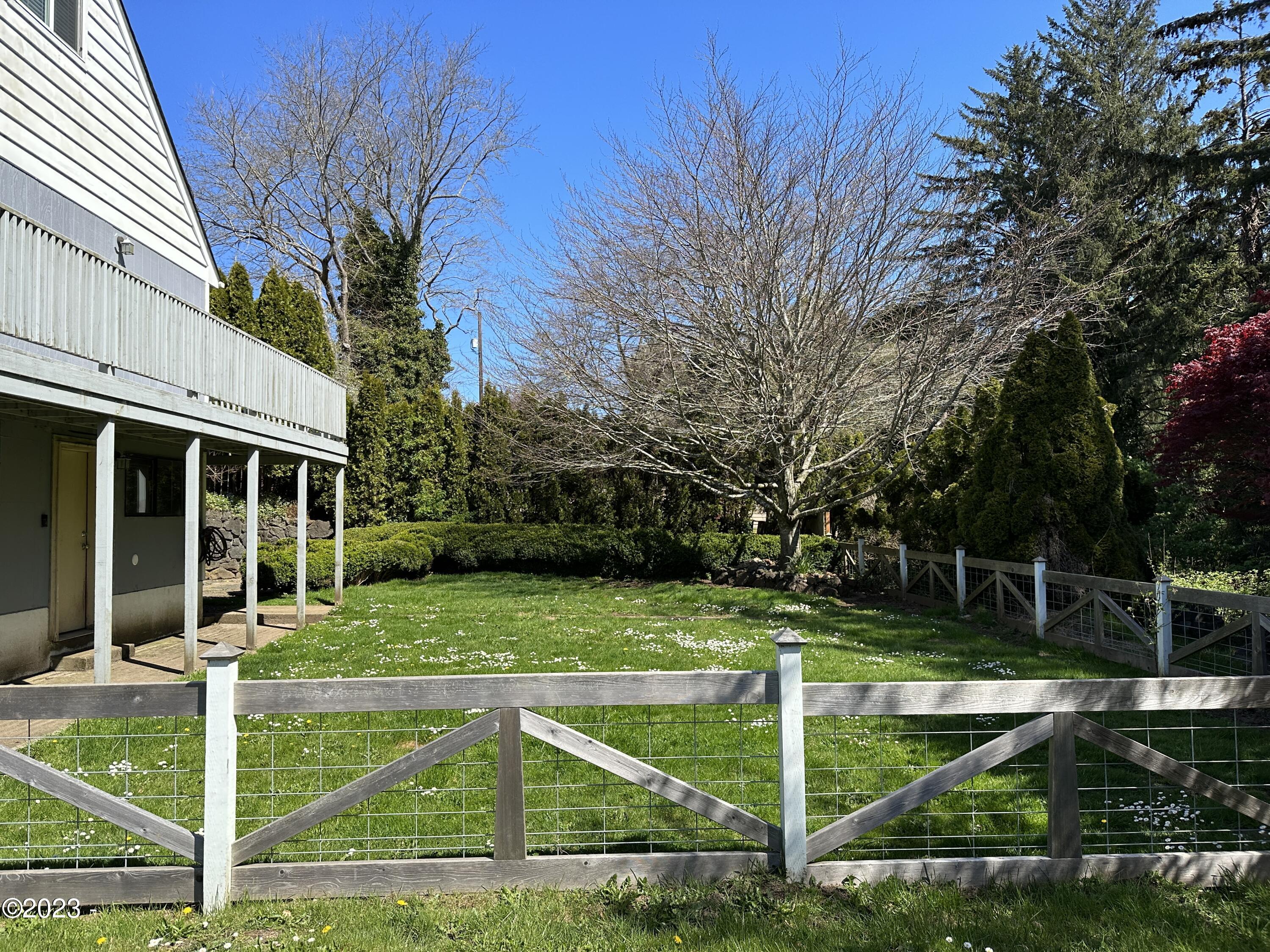 637 SE 2nd Street