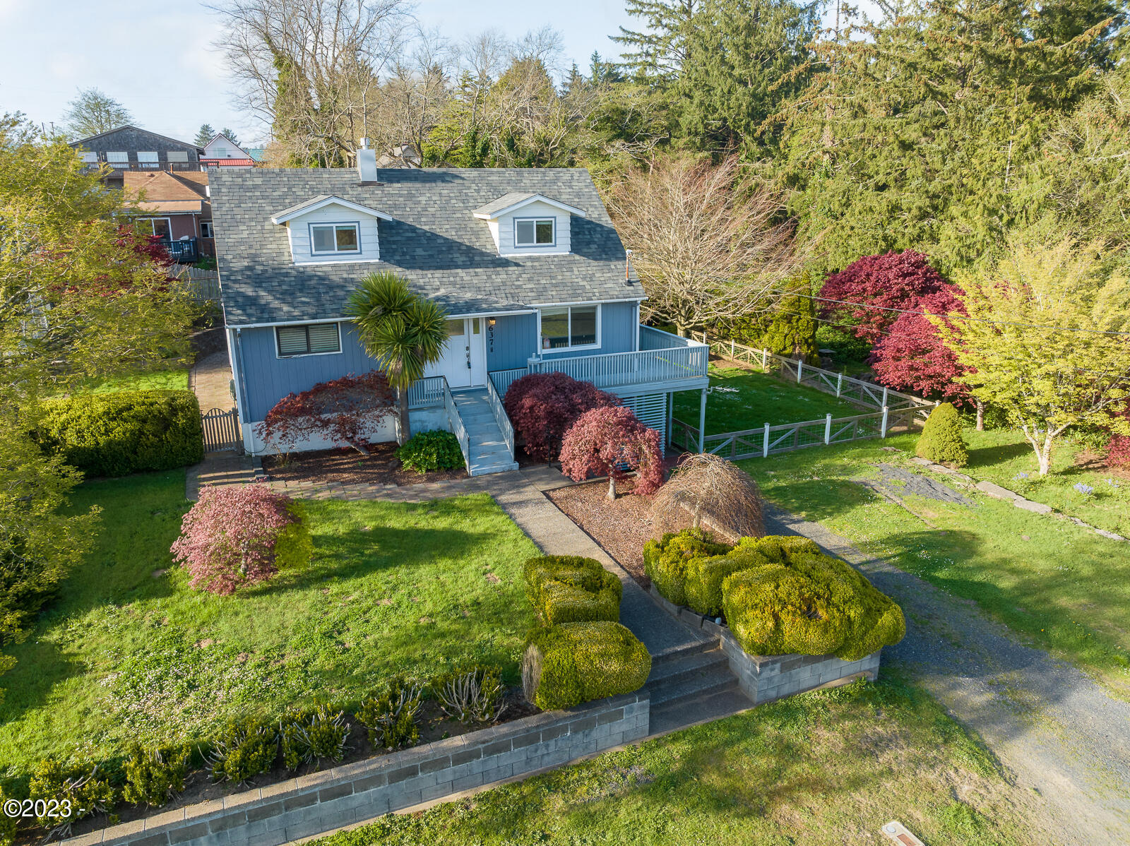 637 SE 2nd Street