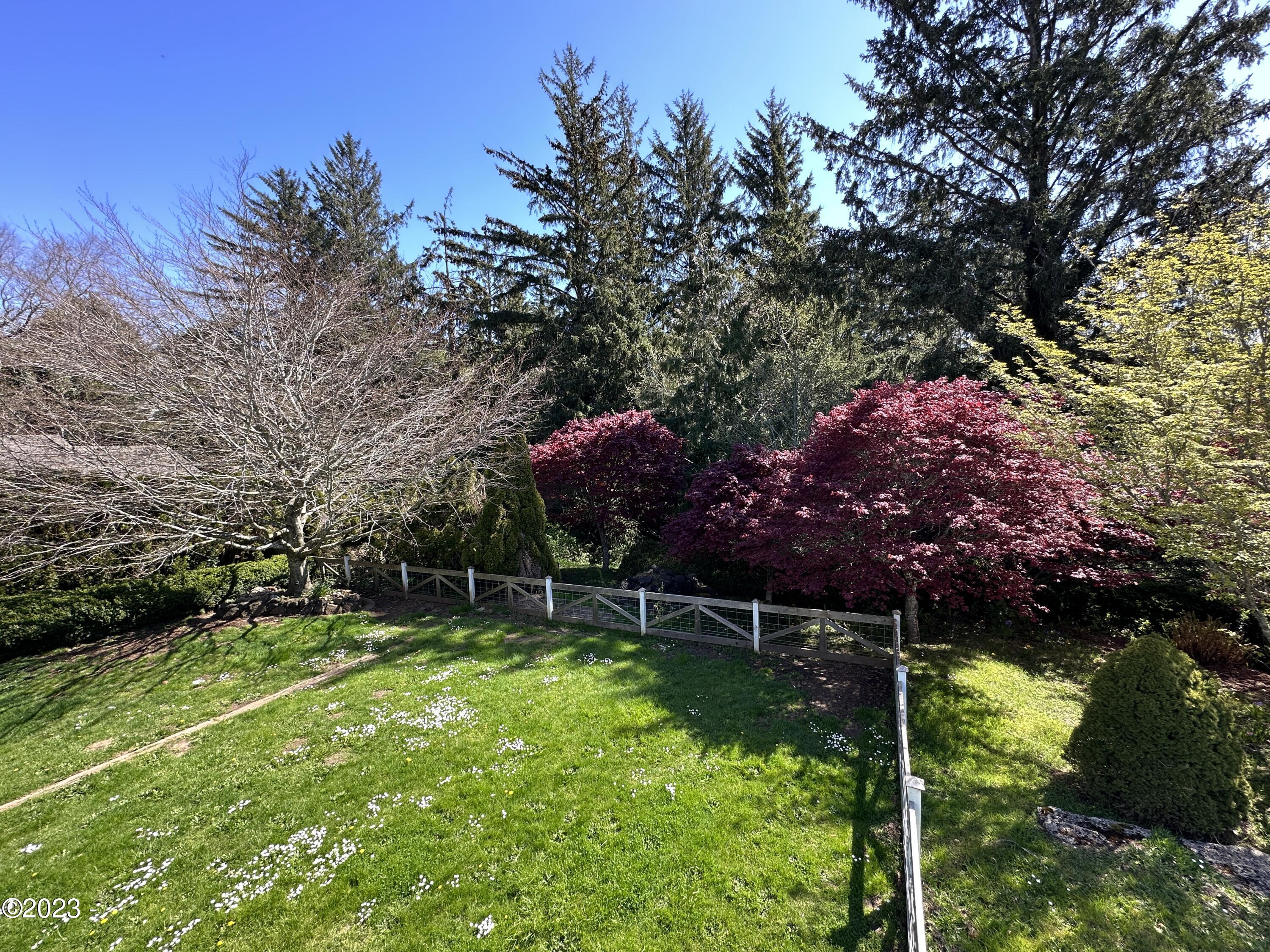637 SE 2nd Street