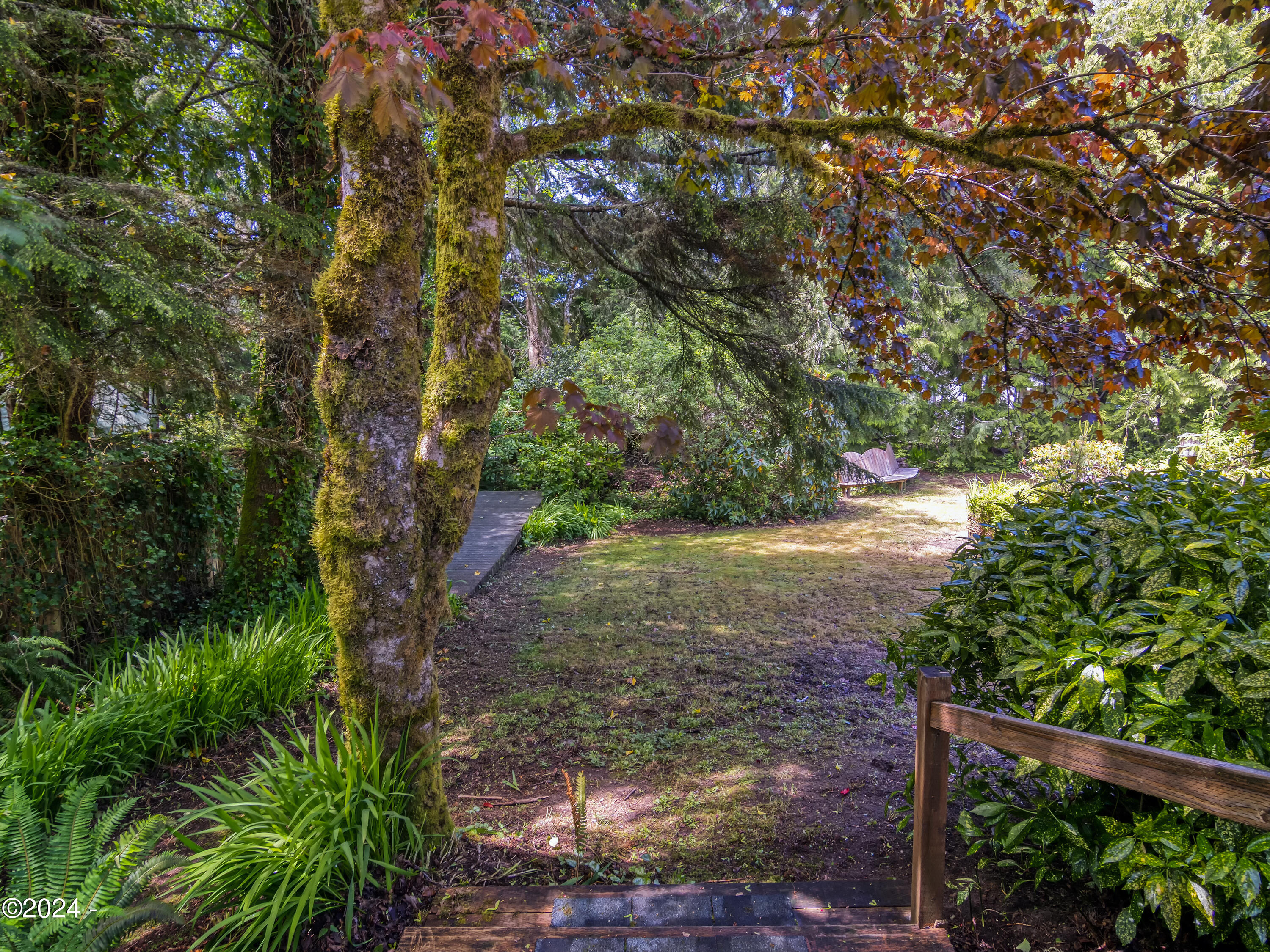 550 NE California Street