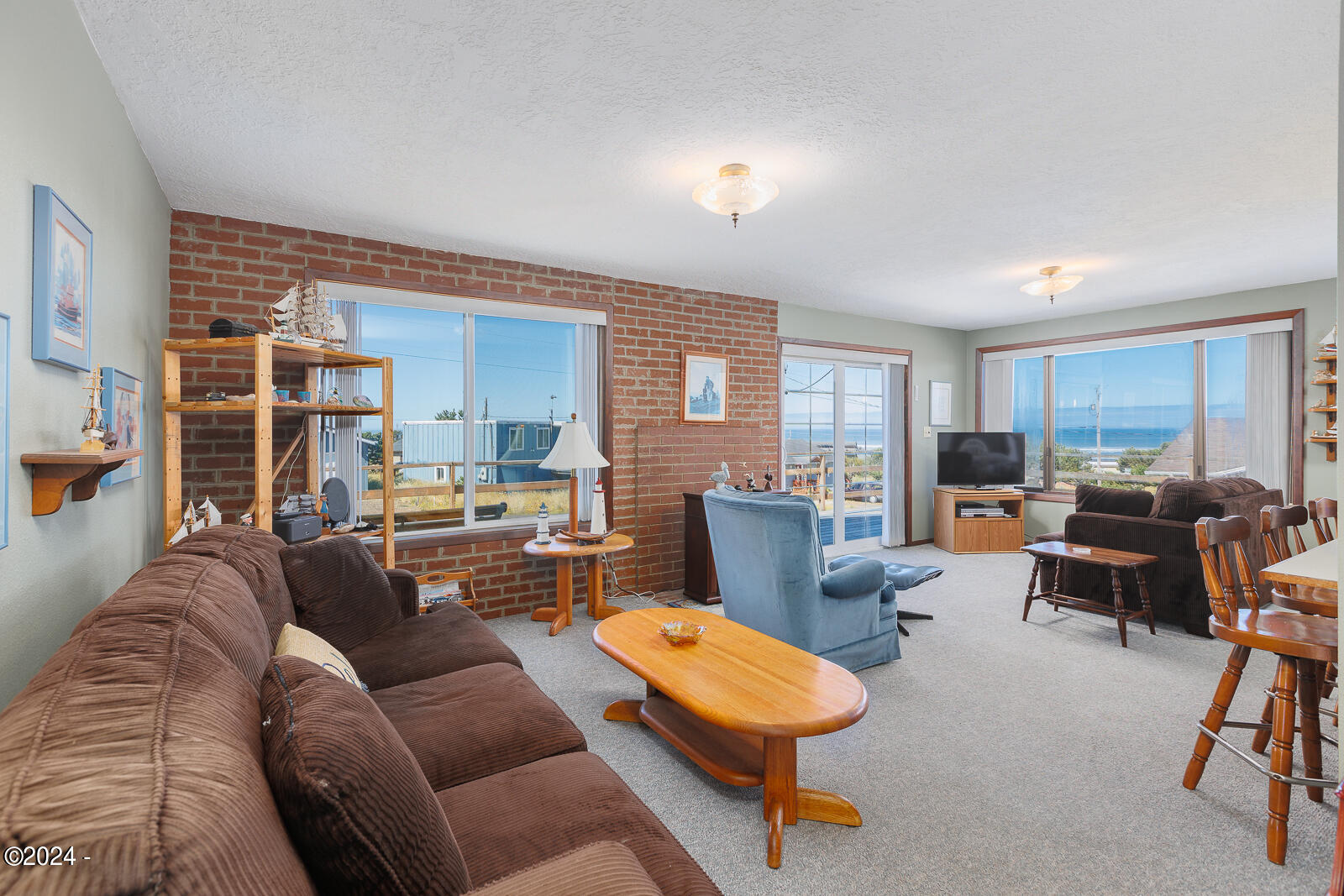 1910 NW Cruiser Street