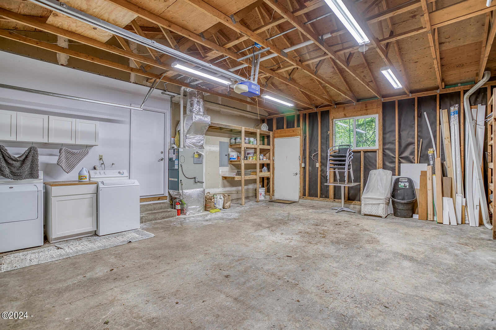 186 SW The Pines