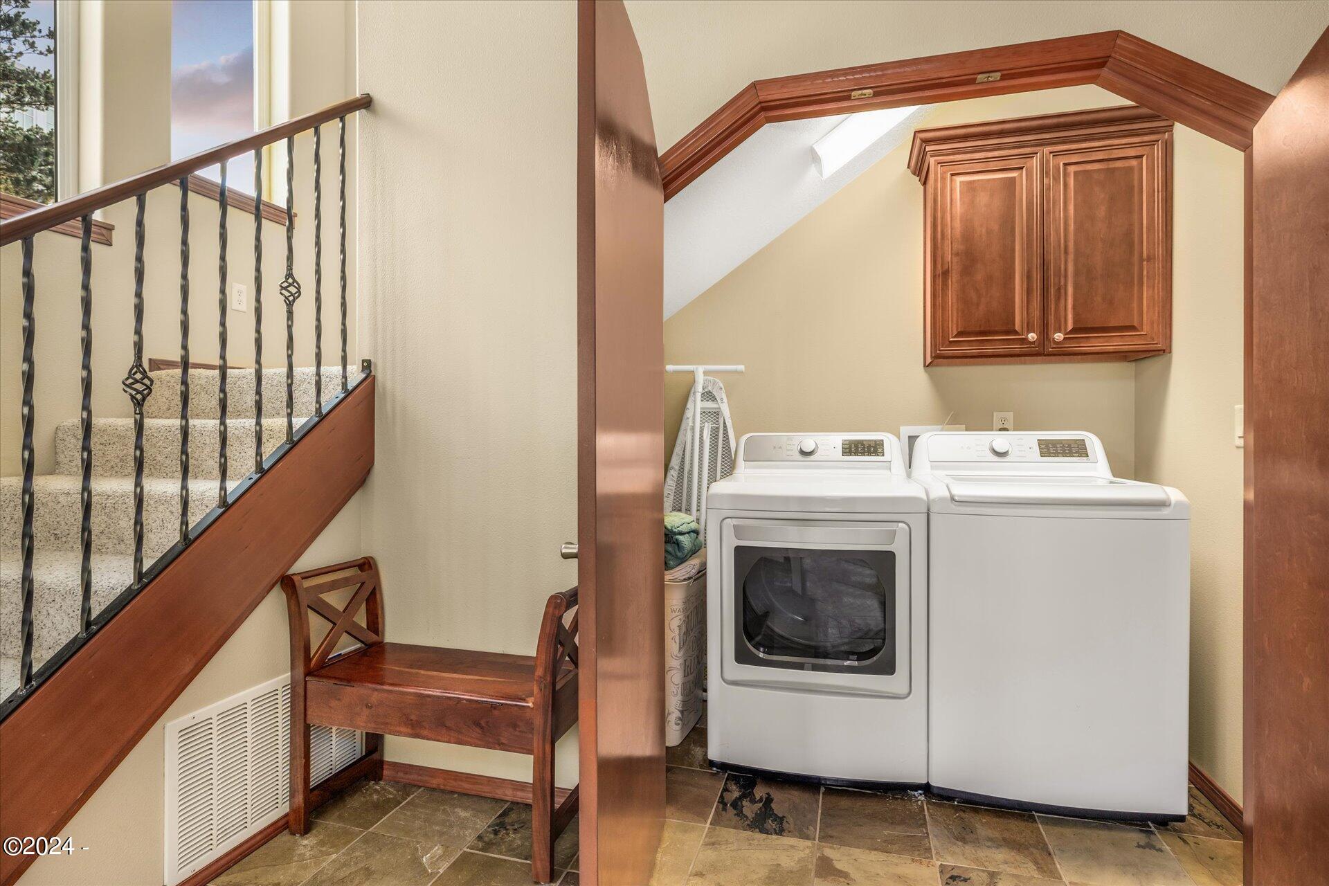 859 SW 8th Street