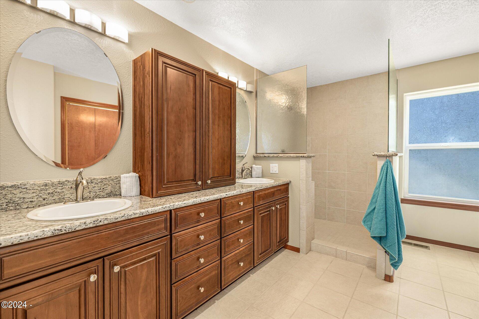 859 SW 8th Street