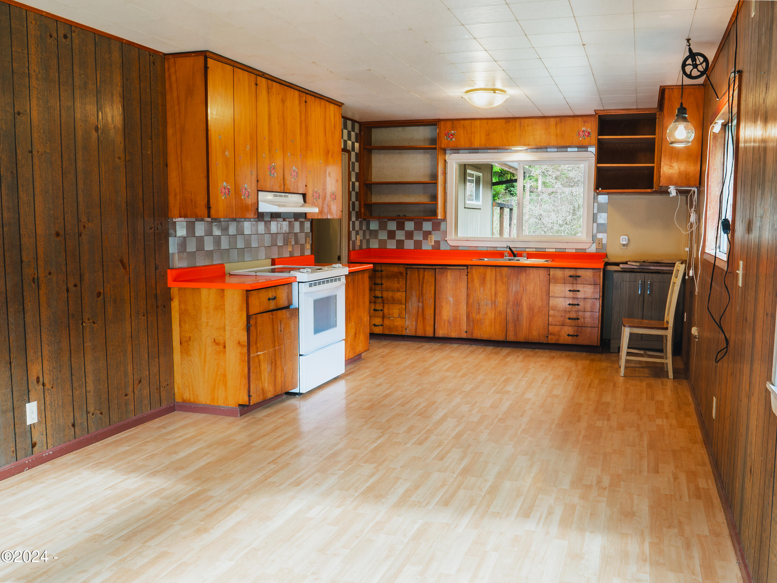 3757 Yachats River Road