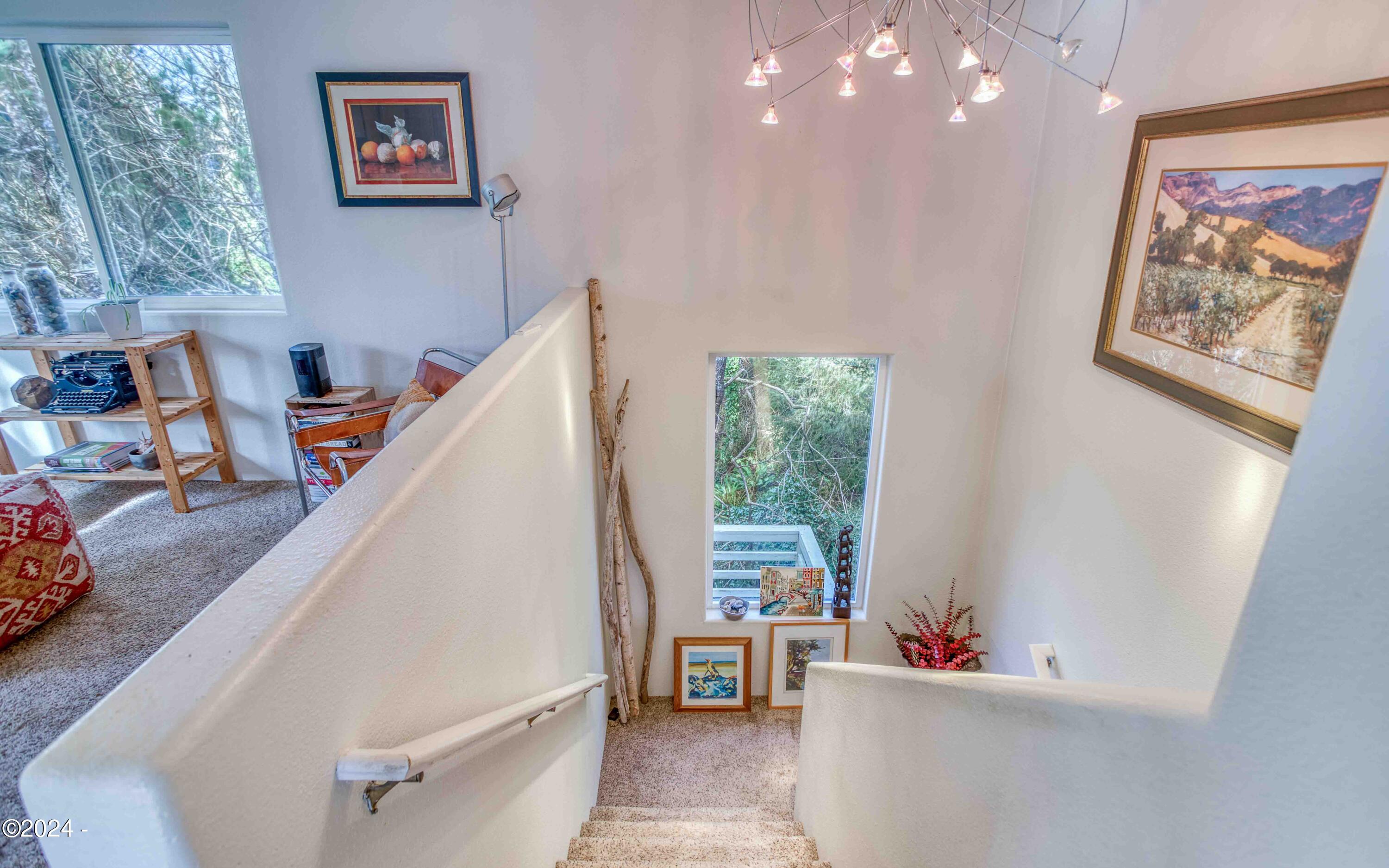 127 NE Shore Pine Court