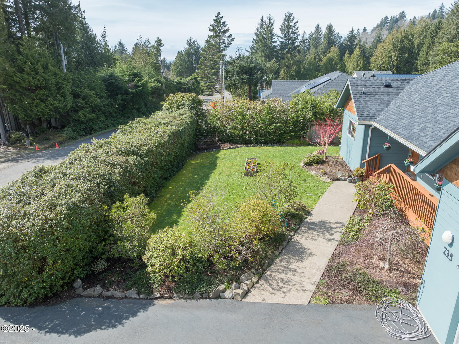 735 E Collins Street