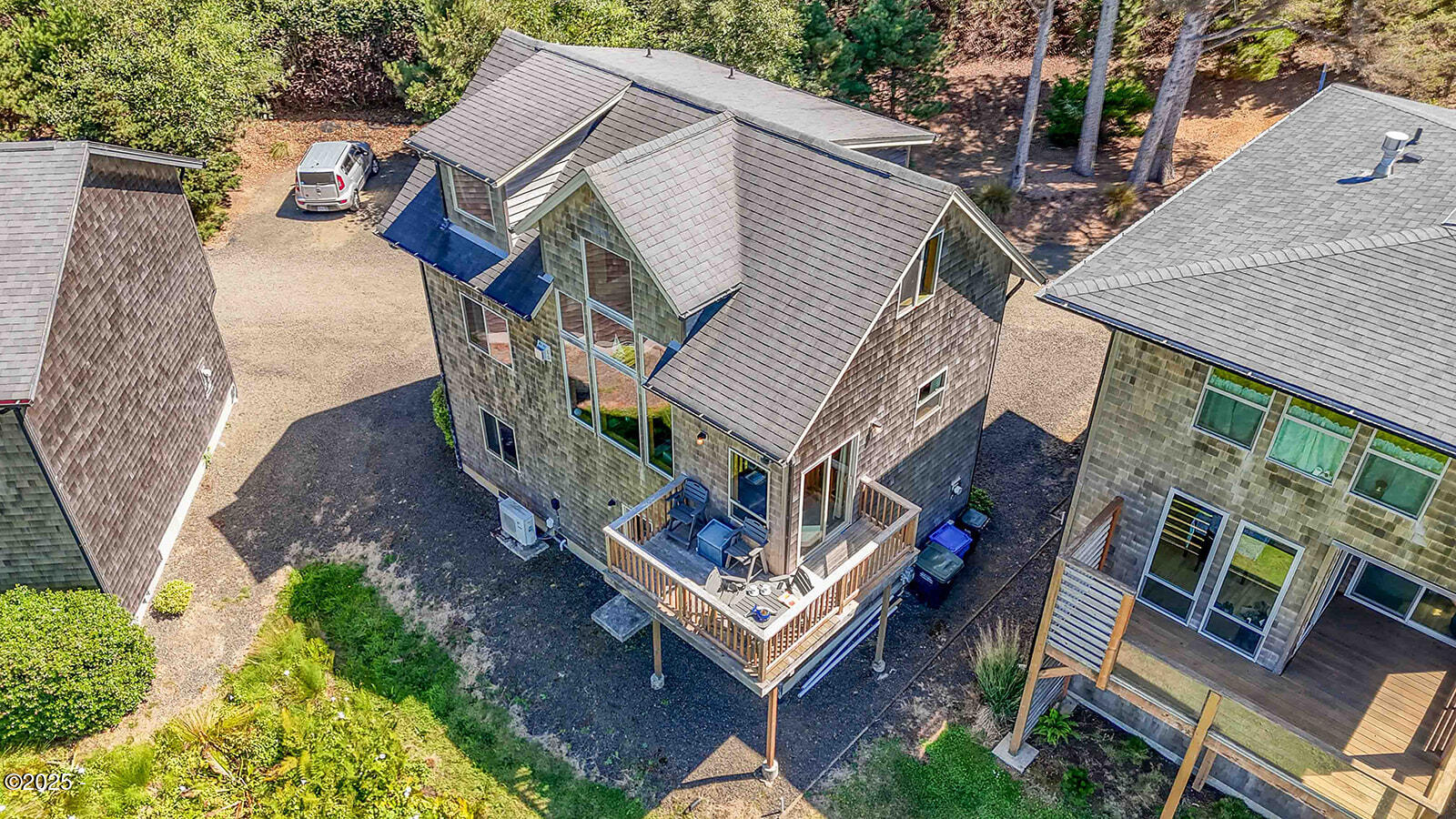 350 Village Lane
