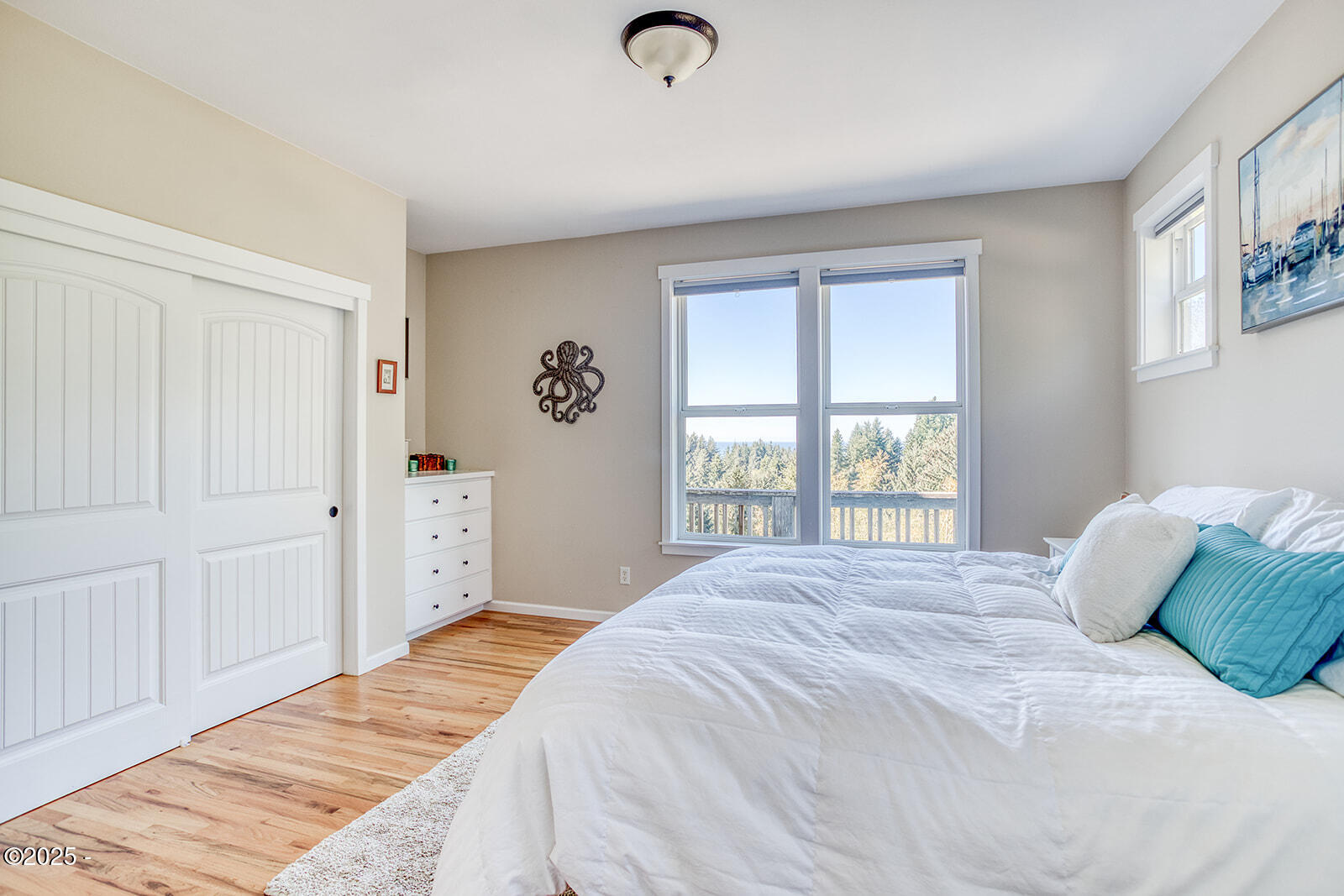 1219 NE Newport Heights Drive