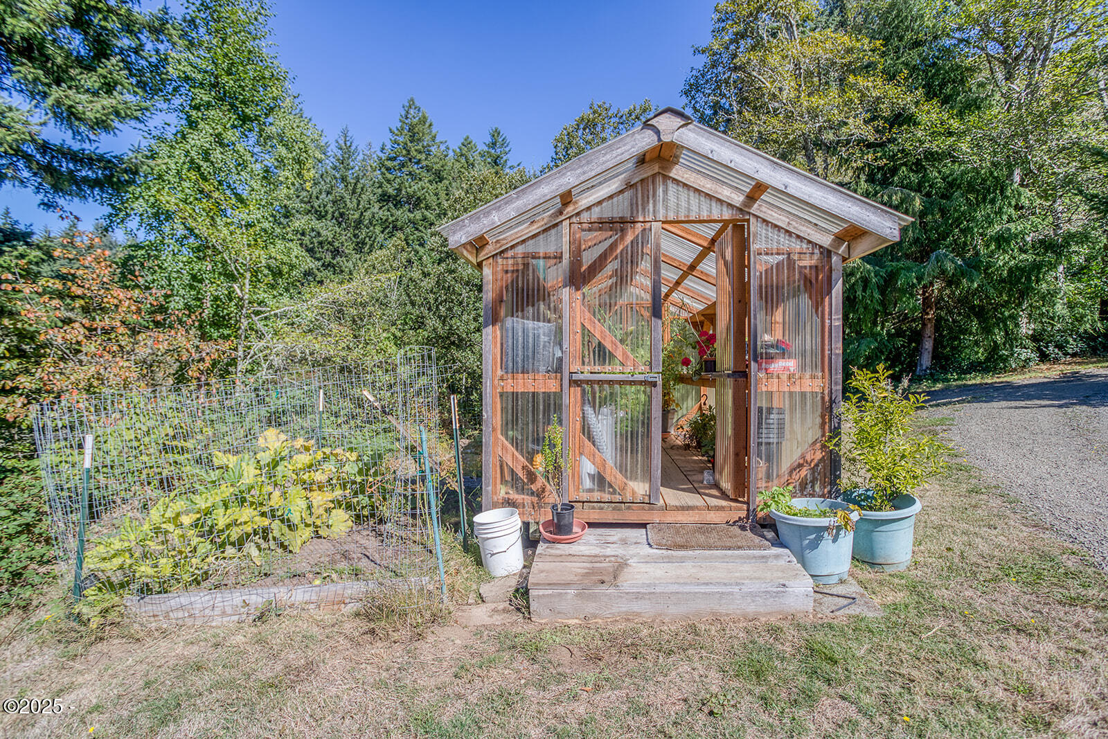 1219 NE Newport Heights Drive