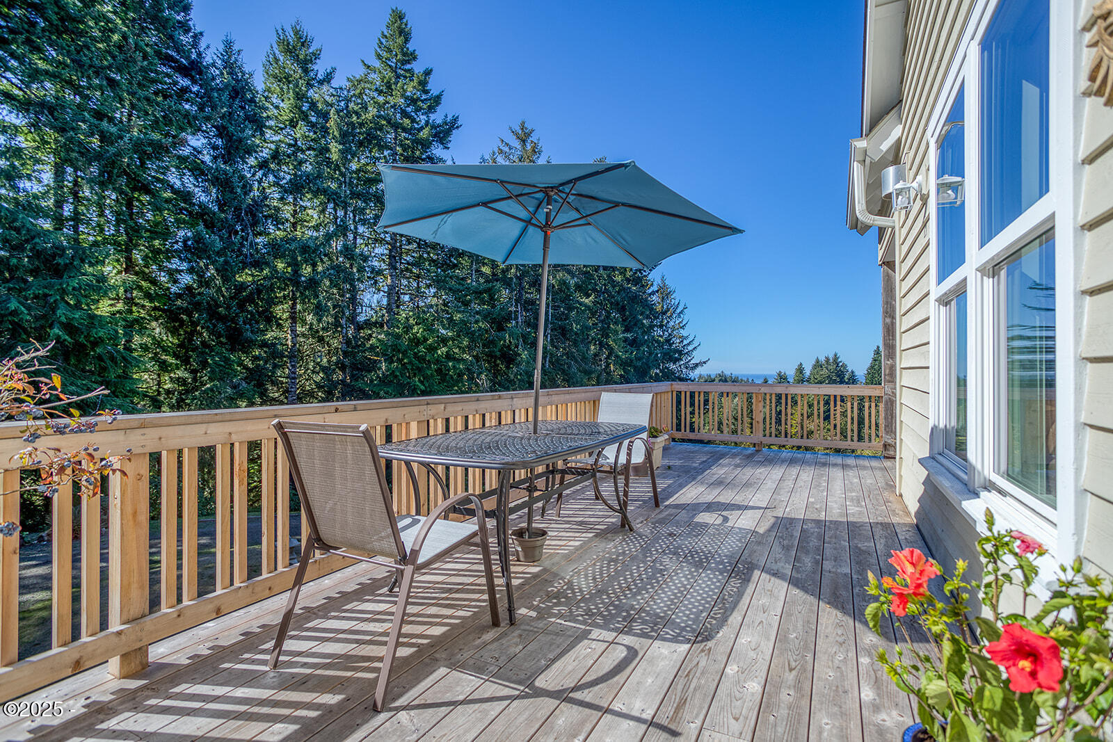 1219 NE Newport Heights Drive