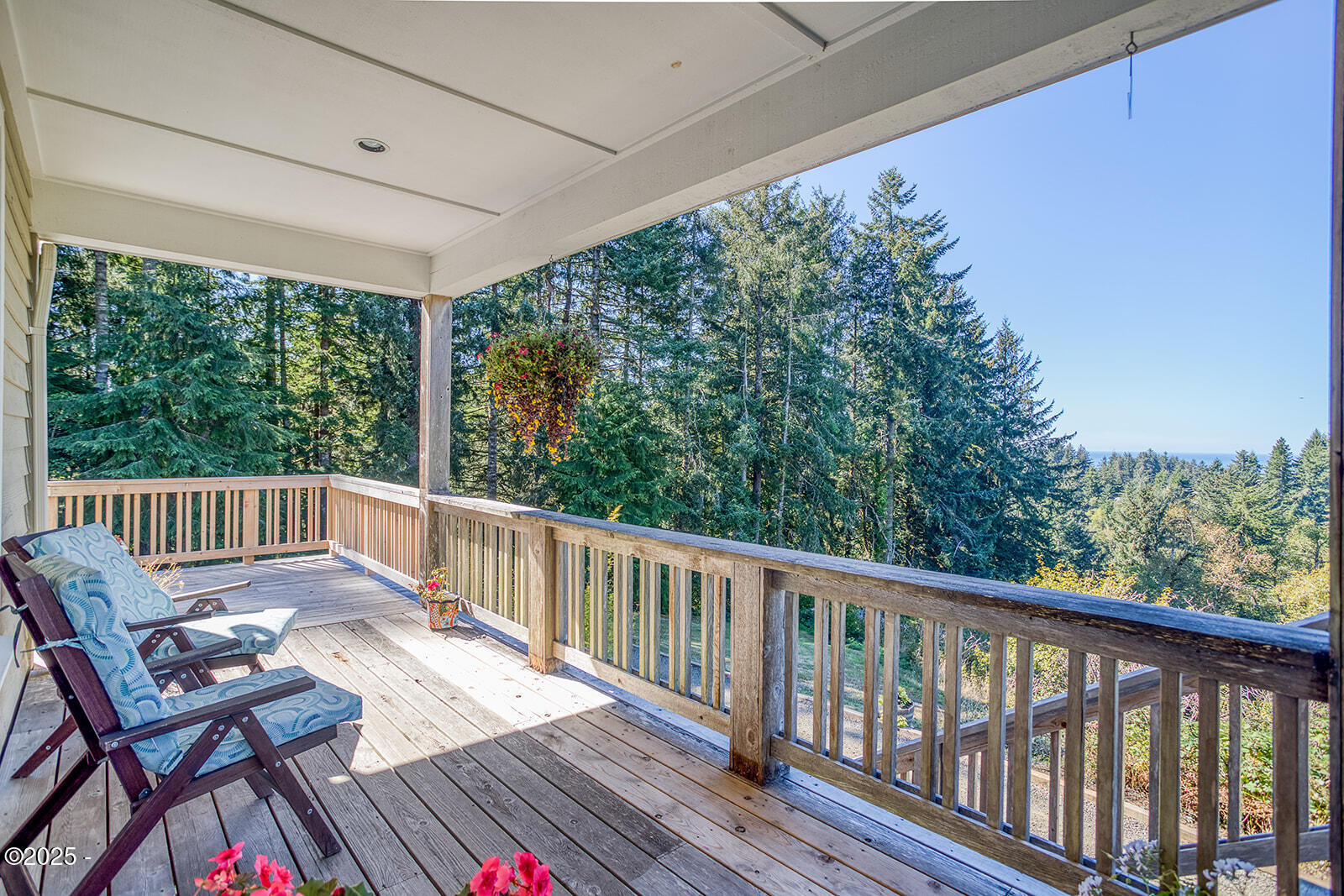 1219 NE Newport Heights Drive