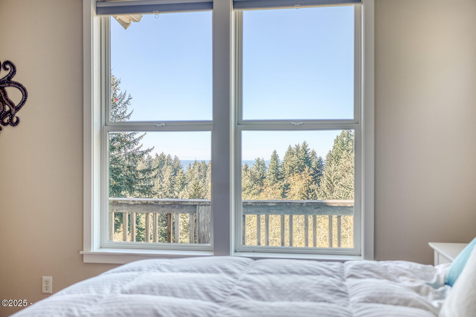 1219 NE Newport Heights Drive