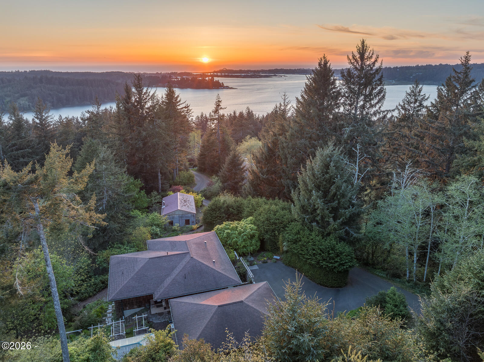 363 SE BACK BAY DR Drive