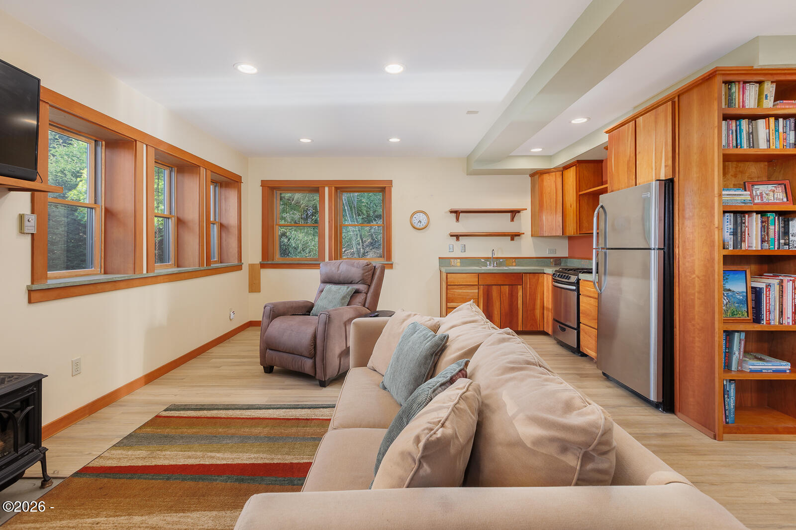 363 SE BACK BAY DR Drive