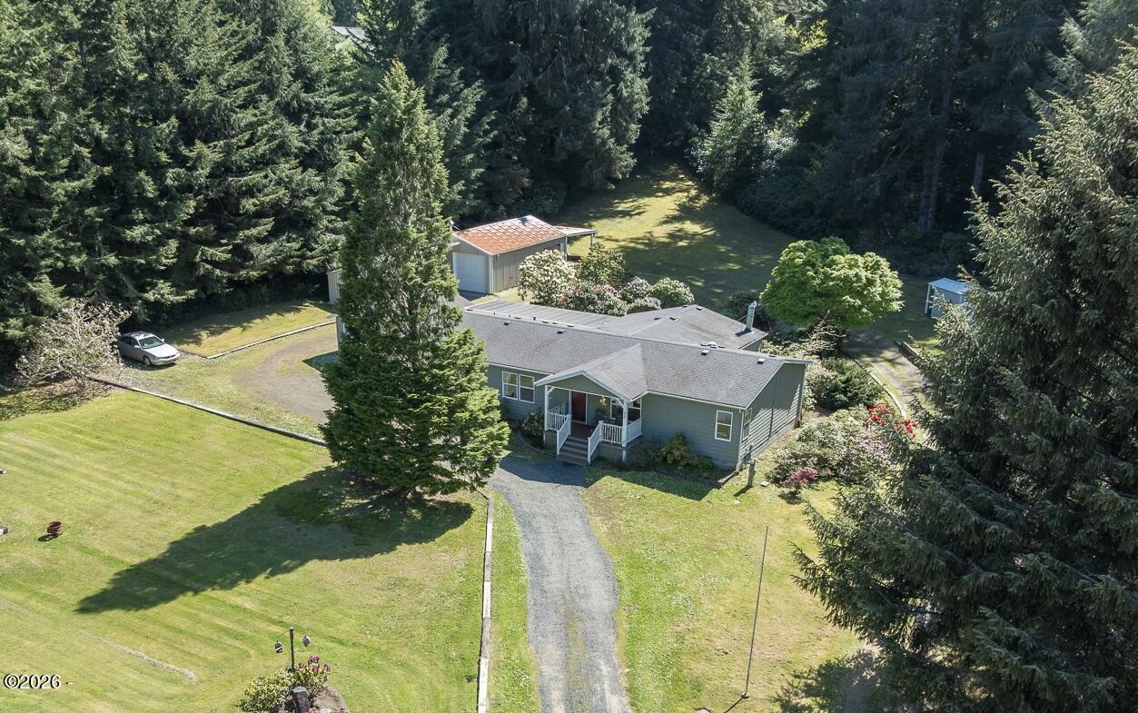 865 SE Home Port Lane