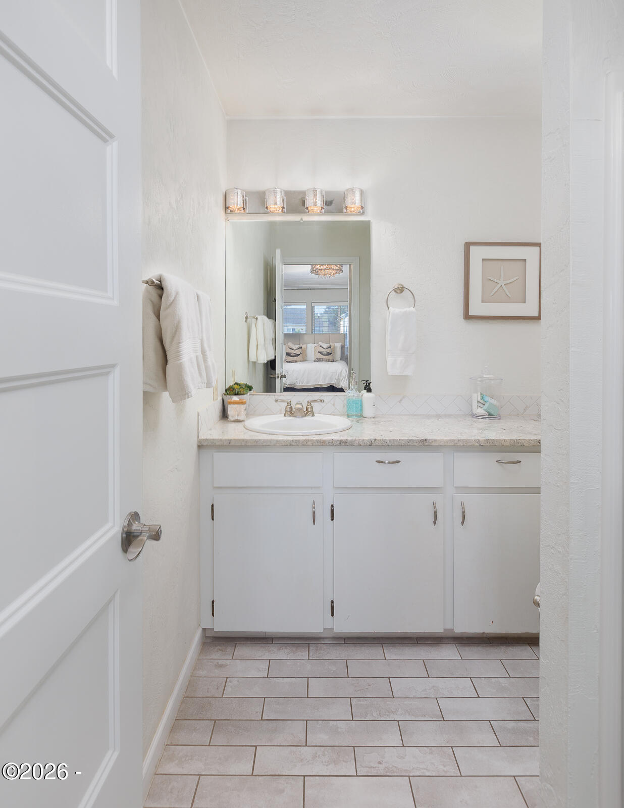 701 NW Coast Street, 206